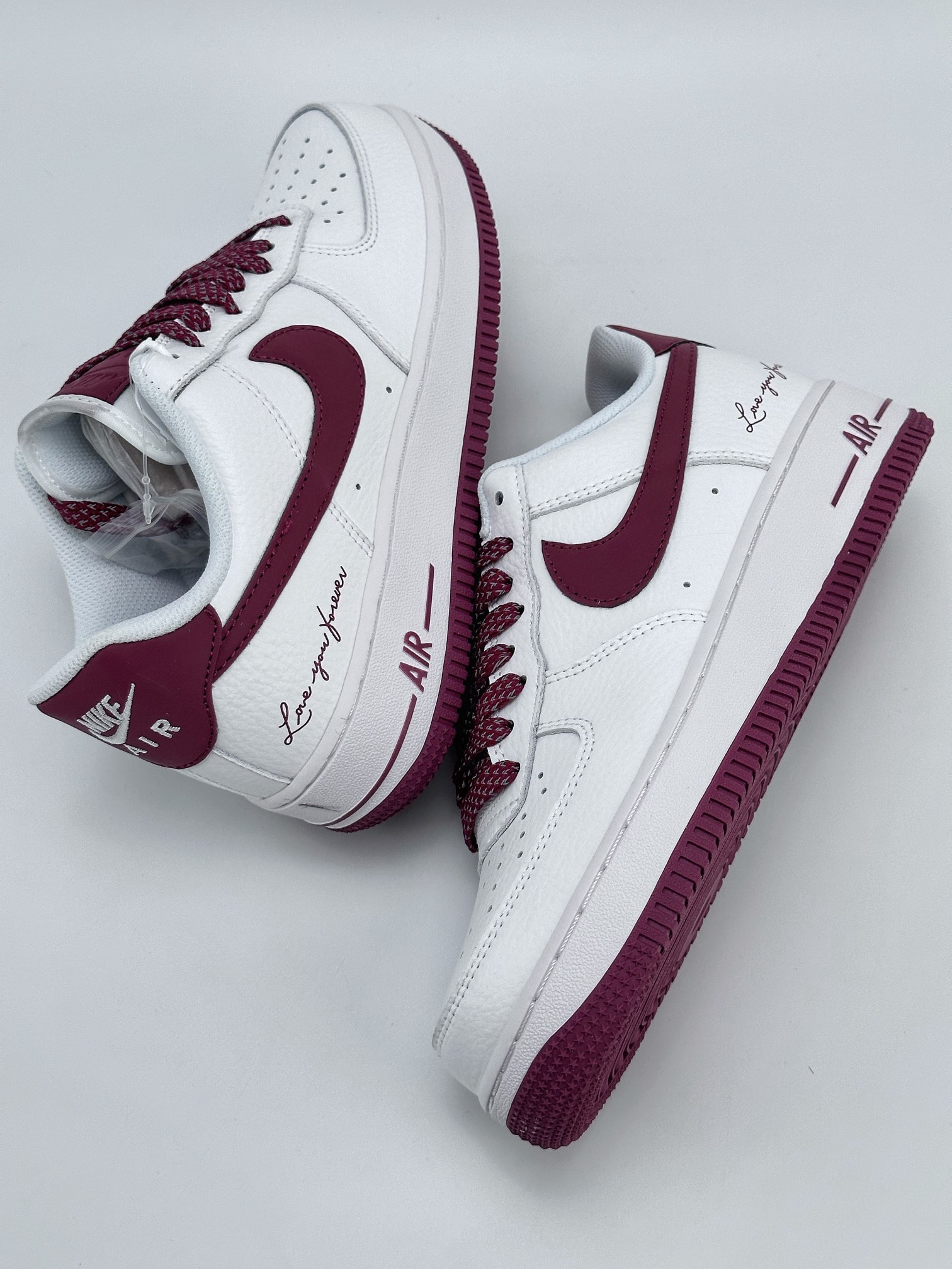 Nike Air Force 1 Low 07 签名白酒红 LO1718-059