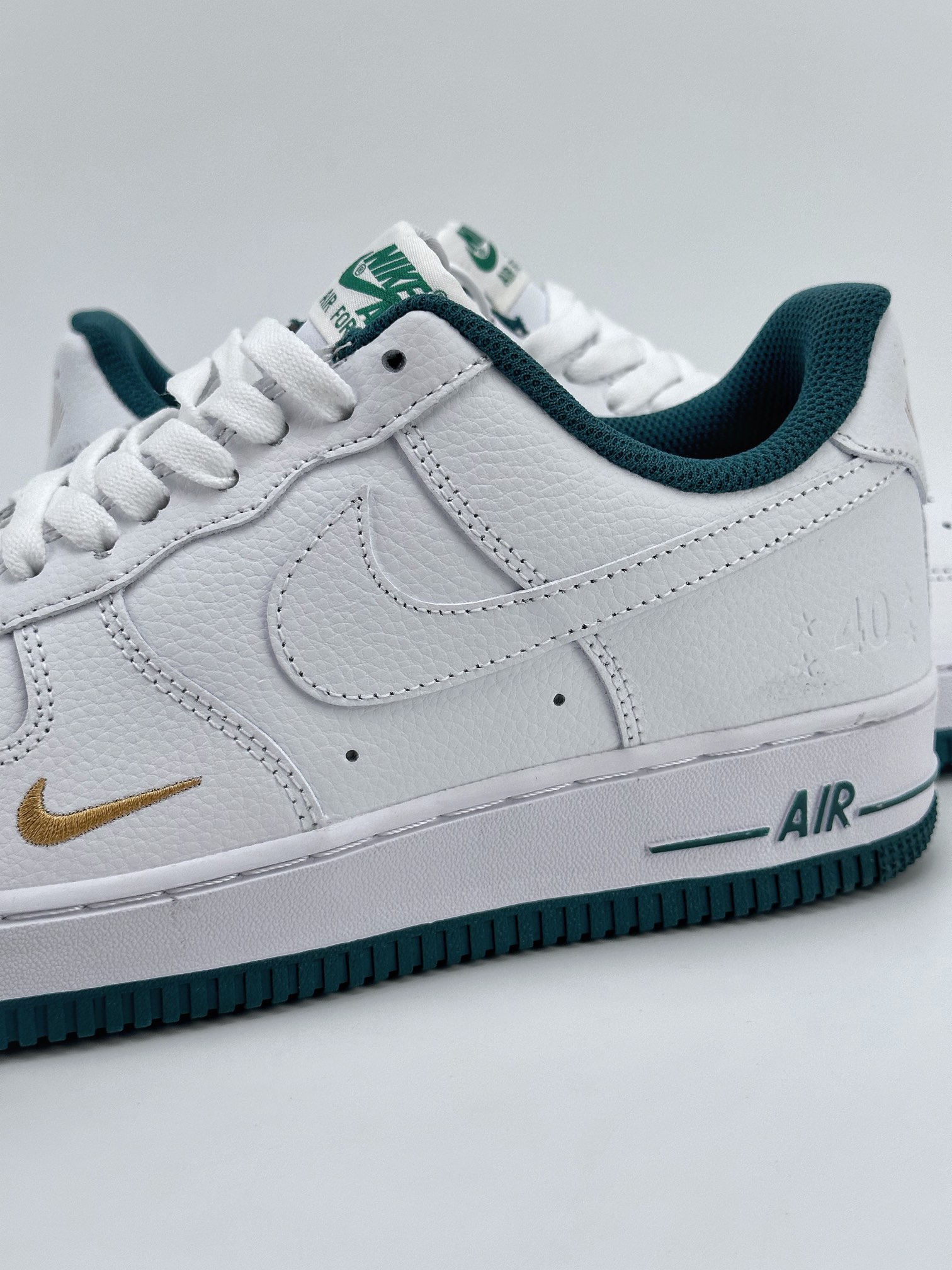 220 Nike Air Force 1 Low 07 40周年限定青绿 DZ1225-009