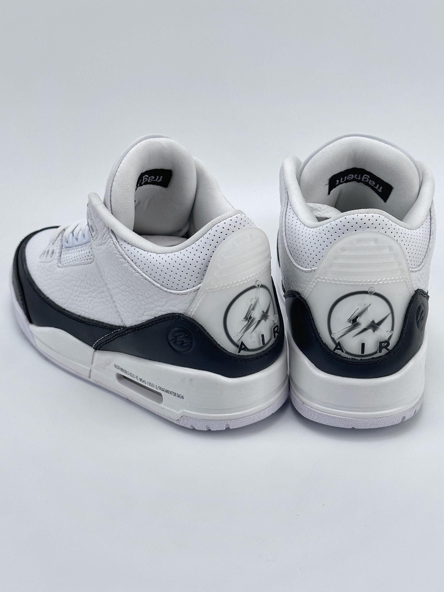 Air Jordan 3 Retro x Fragment Design ”White” Fujiwara Hiroshi Lightning Joint DA3595-100