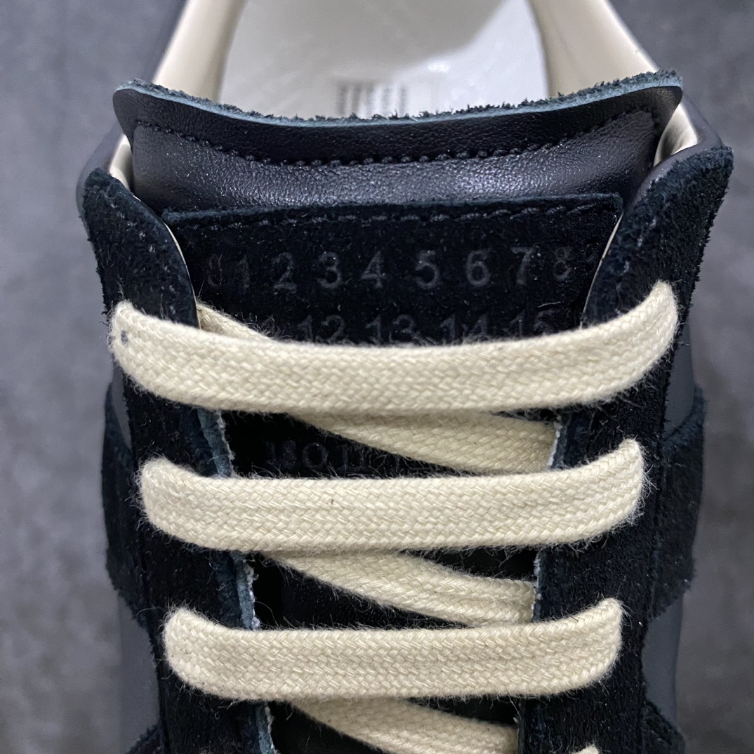 图片[5]-【东莞纯原】Maison Margiela Calfskin Replica MM6马吉拉 德训运动休闲板鞋n广东一线大厂出品 非莆产n原版一比一开发 市售最高版本原版全套包装 配送精致礼盒 4色全码出货网红单品 高端外贸 平台零售专供批次 所有细节遵循原版 市售最强品质 尺码：35 36 36.5 37 38 39 40 40.5 41 42 42.5 43 44 44.5 45-莆田鞋批发中心