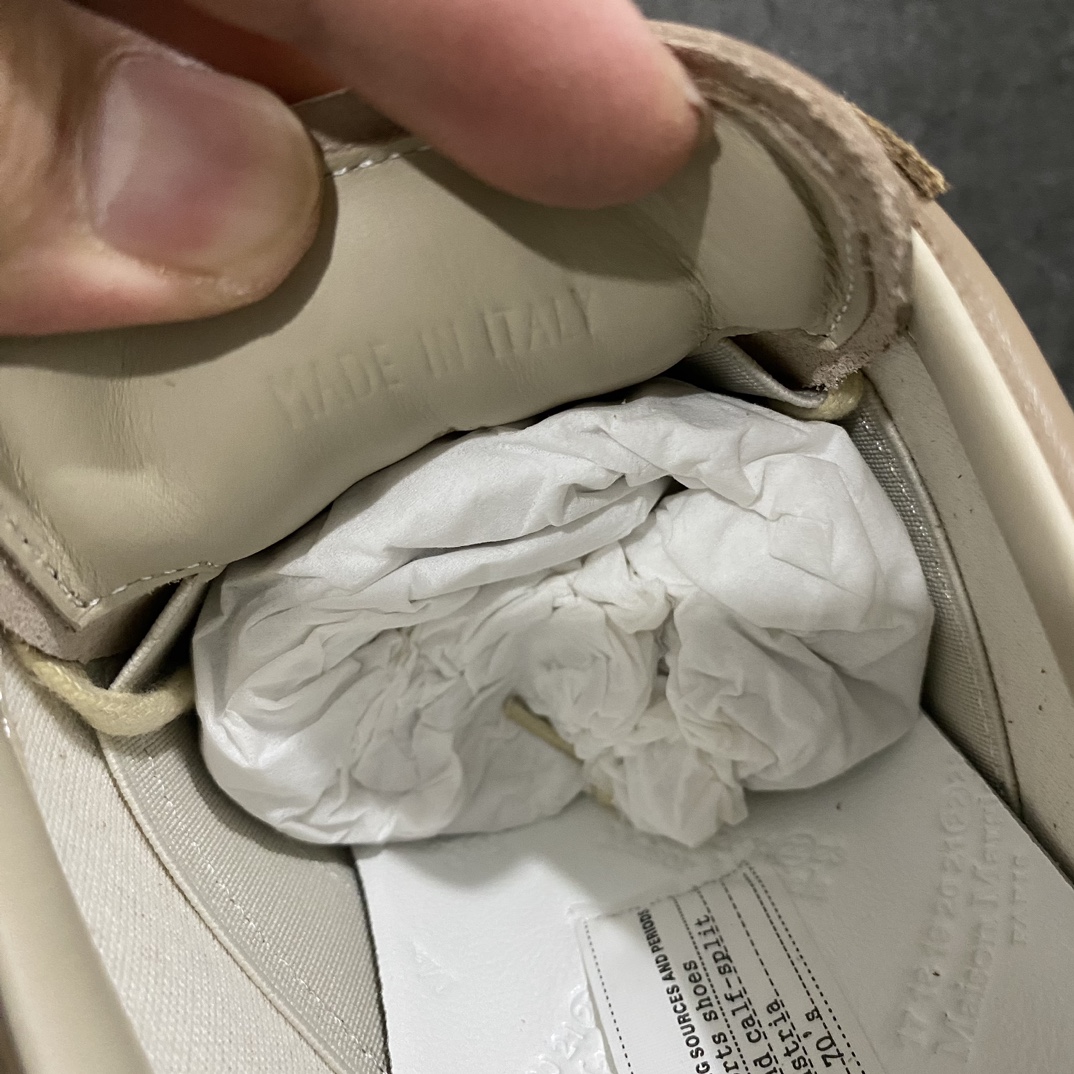 图片[6]-【东莞纯原】Maison Margiela Calfskin Replica MM6马吉拉 德训运动休闲板鞋n广东一线大厂出品 非莆产n原版一比一开发 市售最高版本原版全套包装 配送精致礼盒 4色全码出货网红单品 高端外贸 平台零售专供批次 所有细节遵循原版 市售最强品质 尺码：35 36 36.5 37 38 39 40 40.5 41 42 42.5 43 44 44.5 45-莆田鞋批发中心