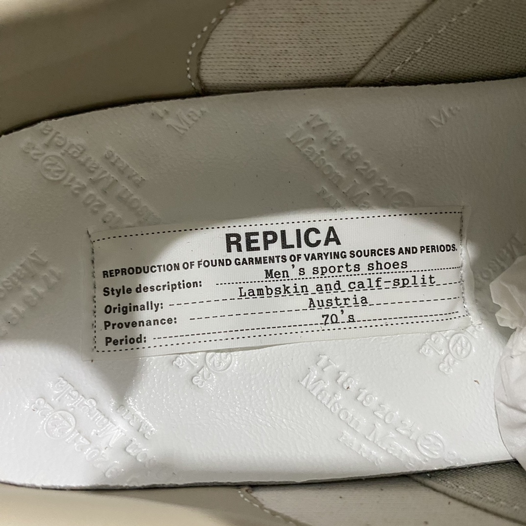 图片[5]-【东莞纯原】Maison Margiela Calfskin Replica MM6马吉拉 德训运动休闲板鞋n广东一线大厂出品 非莆产n原版一比一开发 市售最高版本原版全套包装 配送精致礼盒 4色全码出货网红单品 高端外贸 平台零售专供批次 所有细节遵循原版 市售最强品质 尺码：35 36 36.5 37 38 39 40 40.5 41 42 42.5 43 44 44.5 45-莆田鞋批发中心