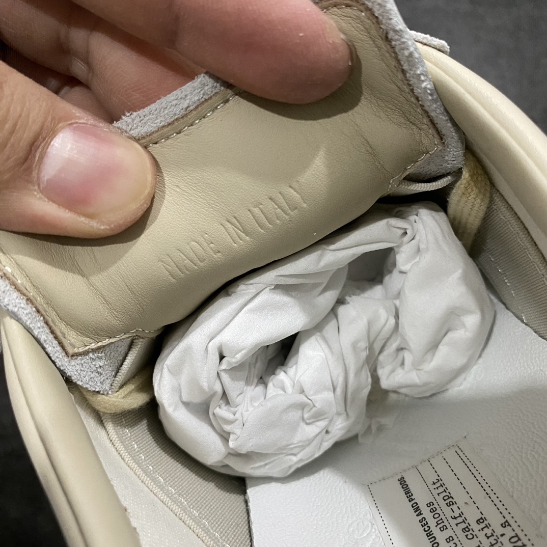 图片[7]-【东莞纯原】Maison Margiela Calfskin Replica MM6马吉拉 德训运动休闲板鞋n广东一线大厂出品 非莆产n原版一比一开发 市售最高版本原版全套包装 配送精致礼盒 4色全码出货网红单品 高端外贸 平台零售专供批次 所有细节遵循原版 市售最强品质 尺码：35 36 36.5 37 38 39 40 40.5 41 42 42.5 43 44 44.5 45-莆田鞋批发中心