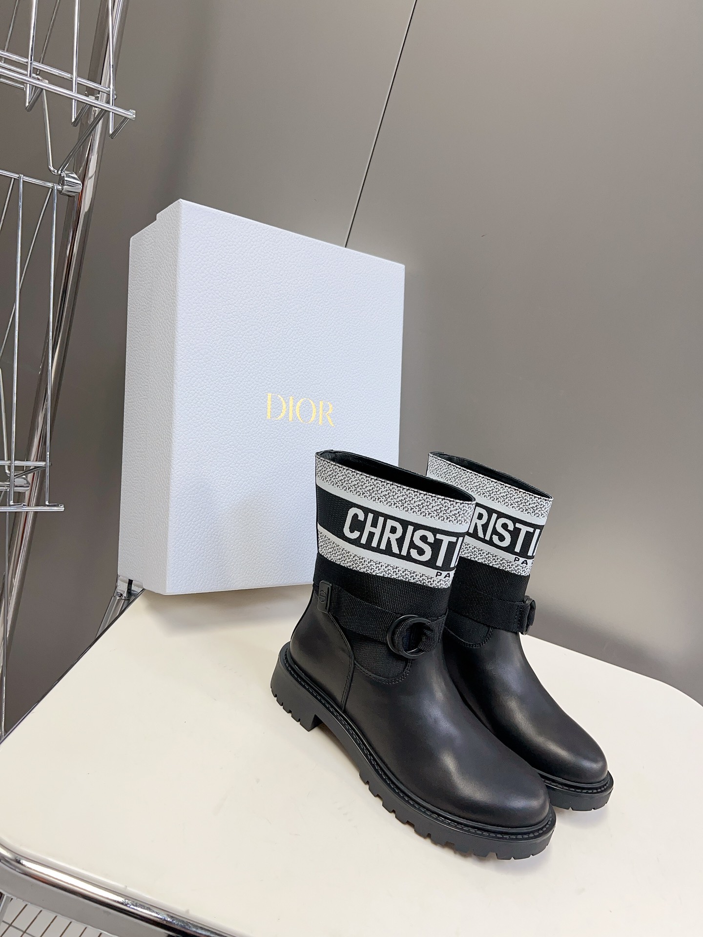 Dior Short Boots Embroidery Cowhide Rubber Sheepskin Silk Fall/Winter Collection Fashion
