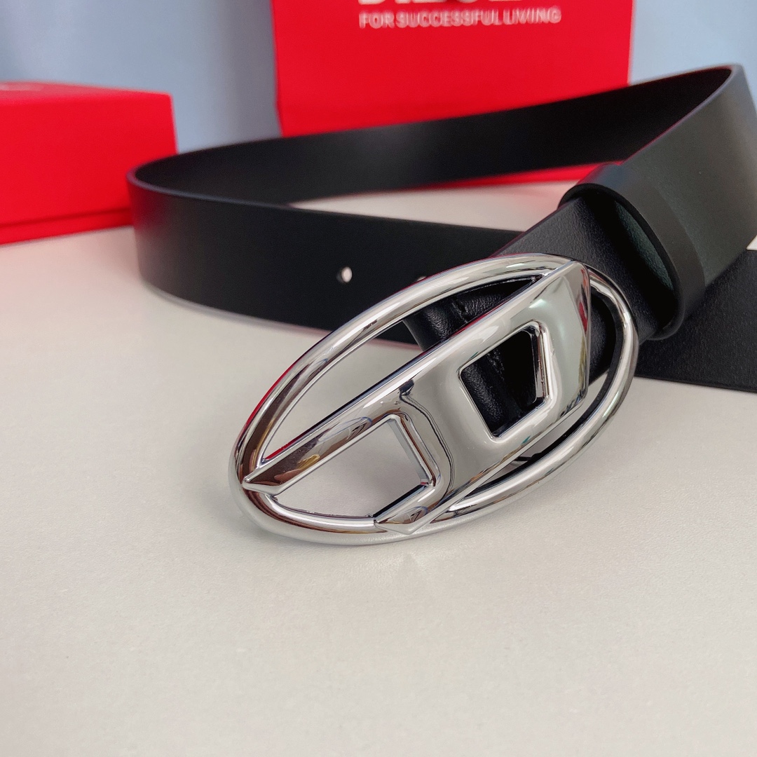 New DIESEL 23 Spring/Summer OVAL-DLOGO Classic Belt: Stylish Retro Design, 4.0cm Wide - 图片 4