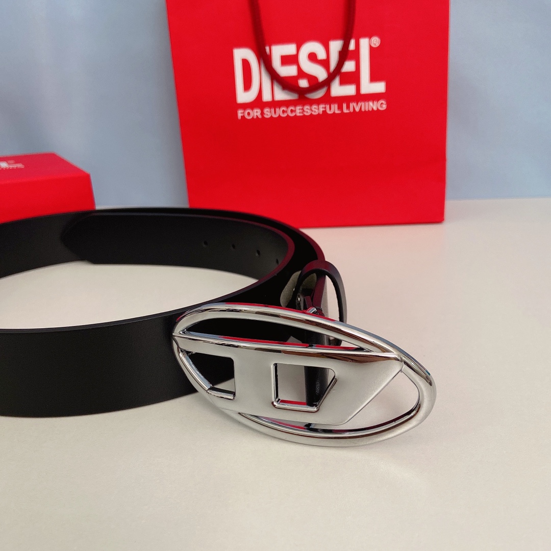 New DIESEL 23 Spring/Summer OVAL-DLOGO Classic Belt: Stylish Retro Design, 4.0cm Wide - 图片 5