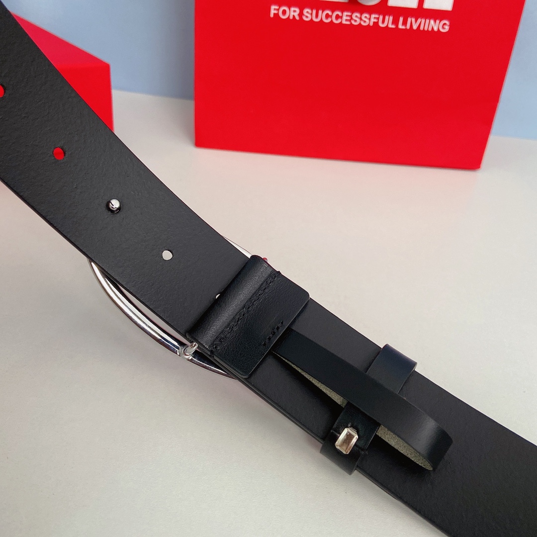 New DIESEL 23 Spring/Summer OVAL-DLOGO Classic Belt: Stylish Retro Design, 4.0cm Wide - 图片 2