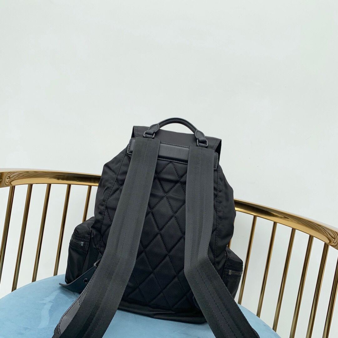 Burberry Wu Qilong, Yang Yang, Gao Yunxiang and Zhao Youting have the same style There are many styles on the market! I beg you to shop around! E