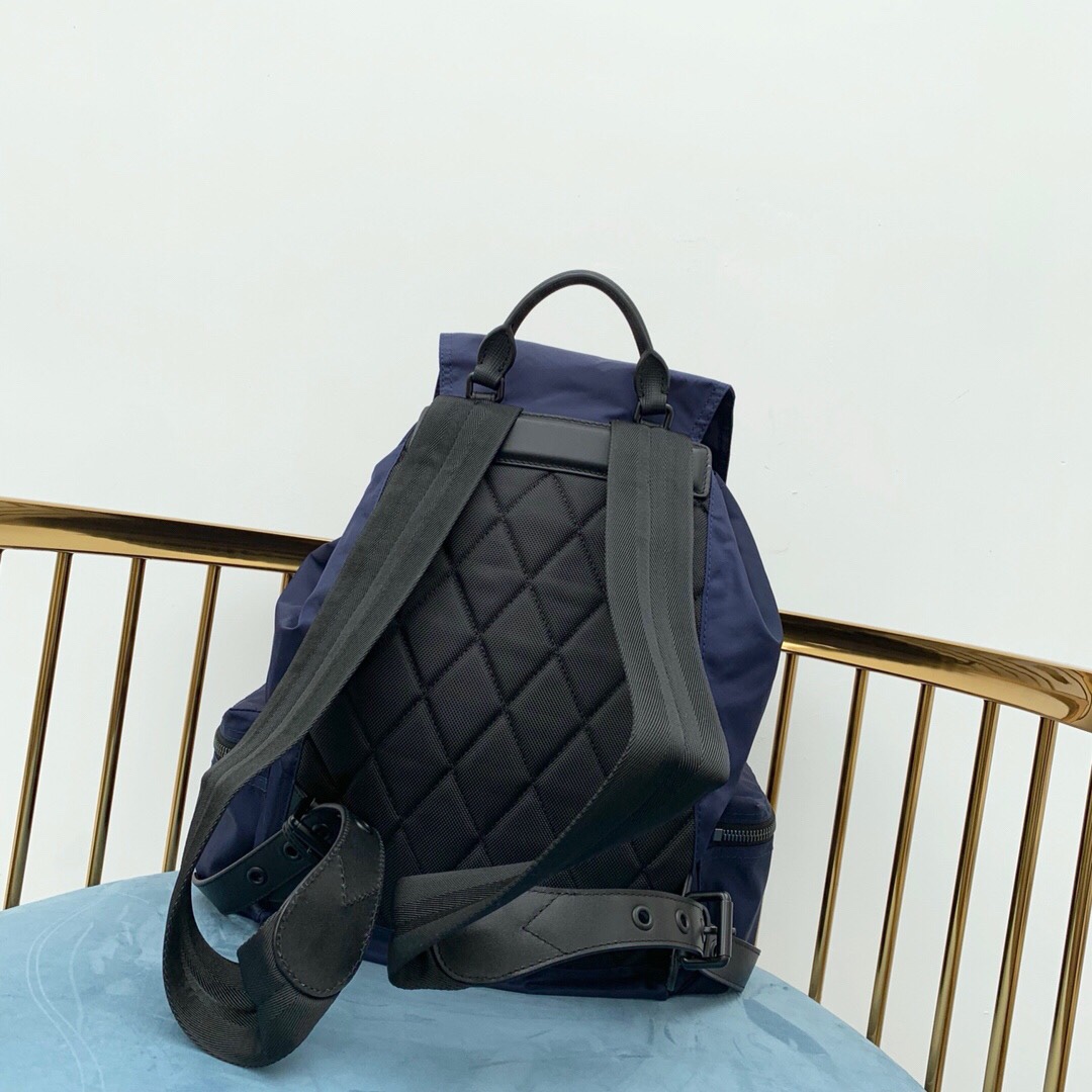 Burberry Wu Qilong, Yang Yang, Gao Yunxiang and Zhao Youting have the same style backpack There are many styles on the market! I beg you to shop