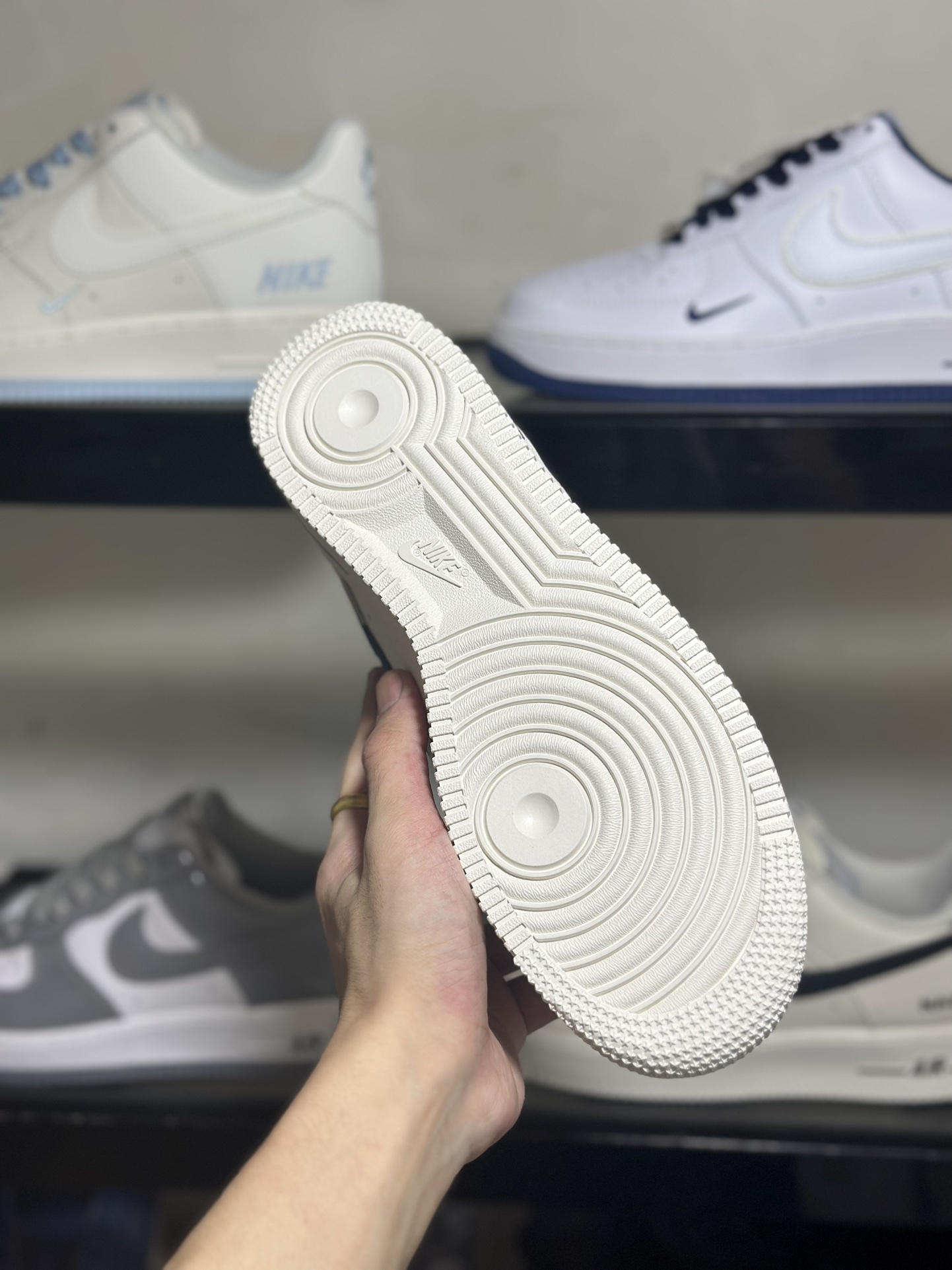 NikeAirForce1Low“N