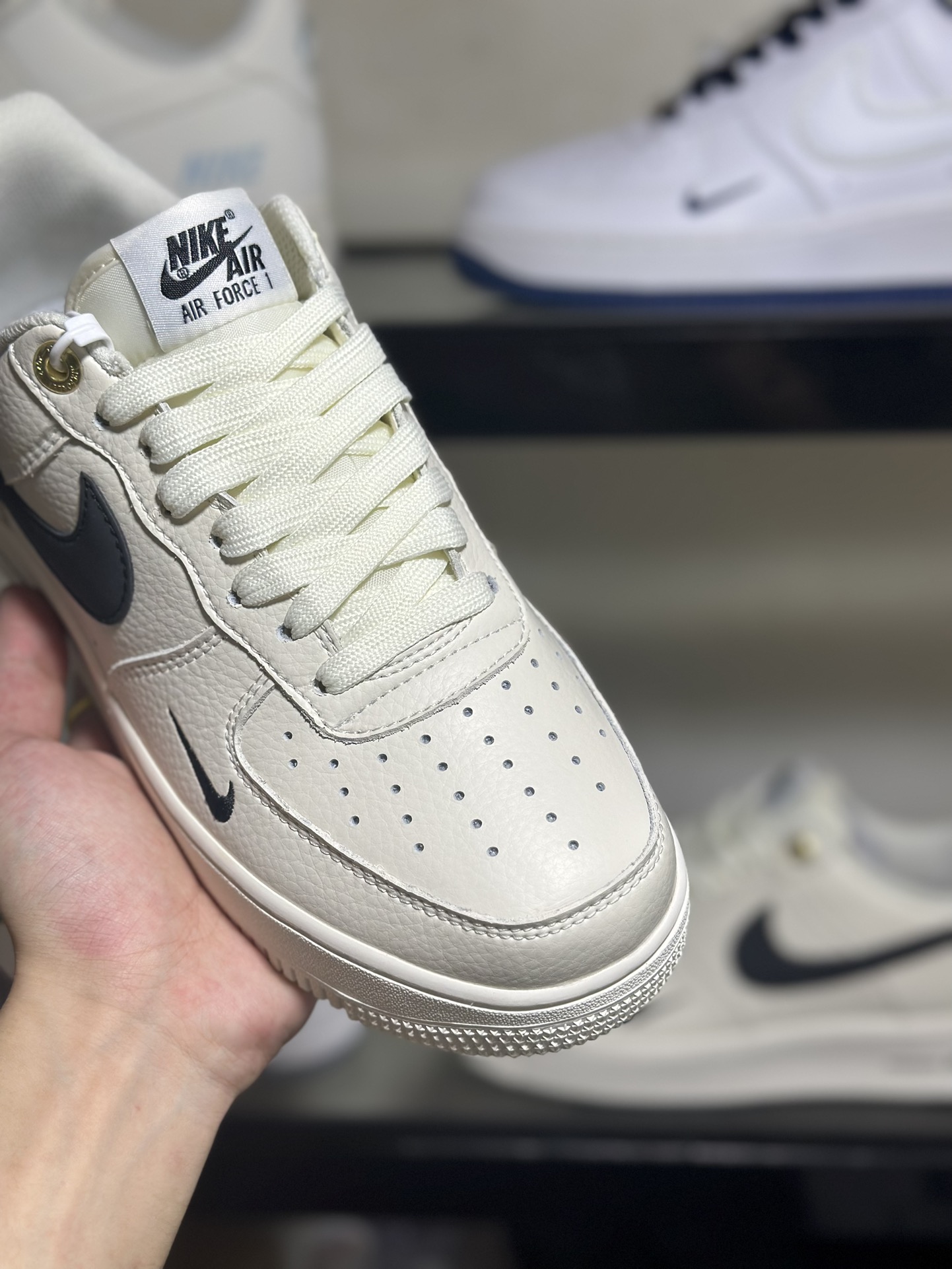 NikeAirForce1Low“N