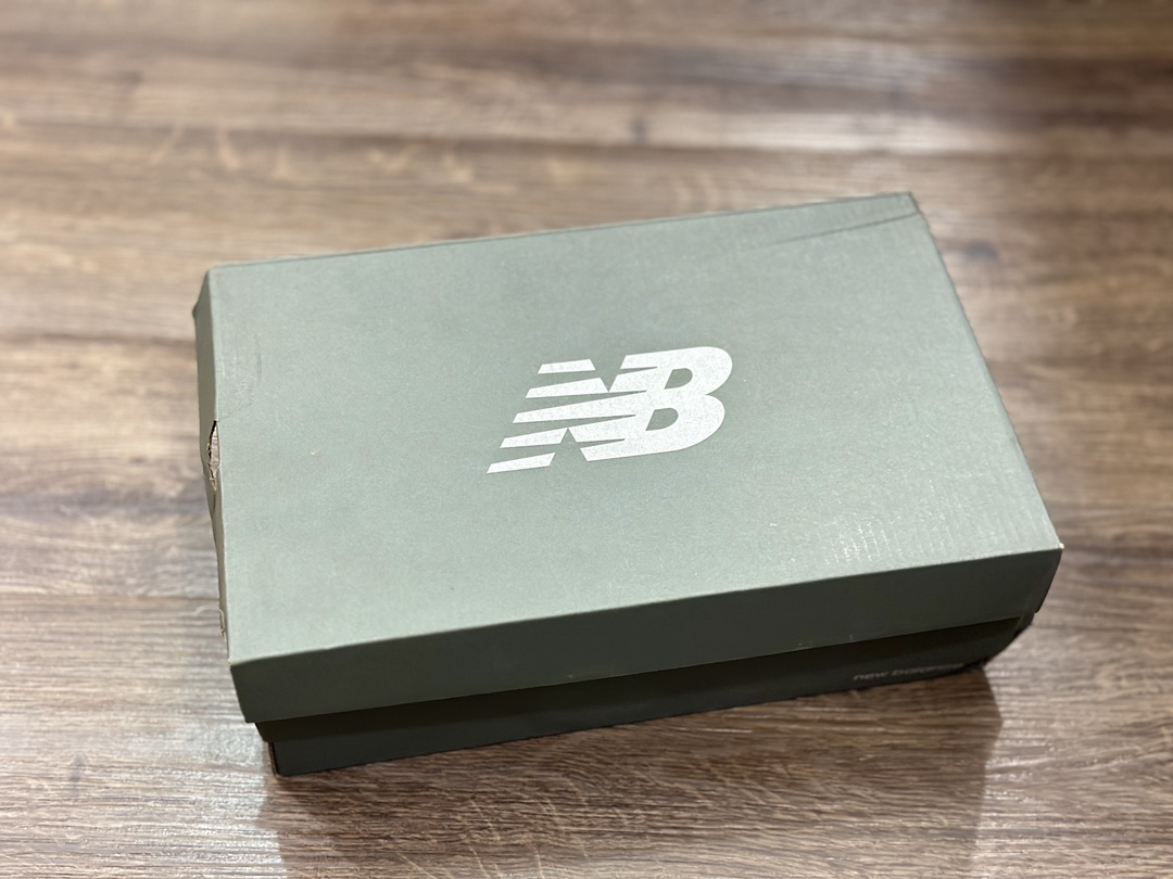 200 New Balance BB550GD1 做旧 新百伦 复古休闲跑步鞋  BB550GD1