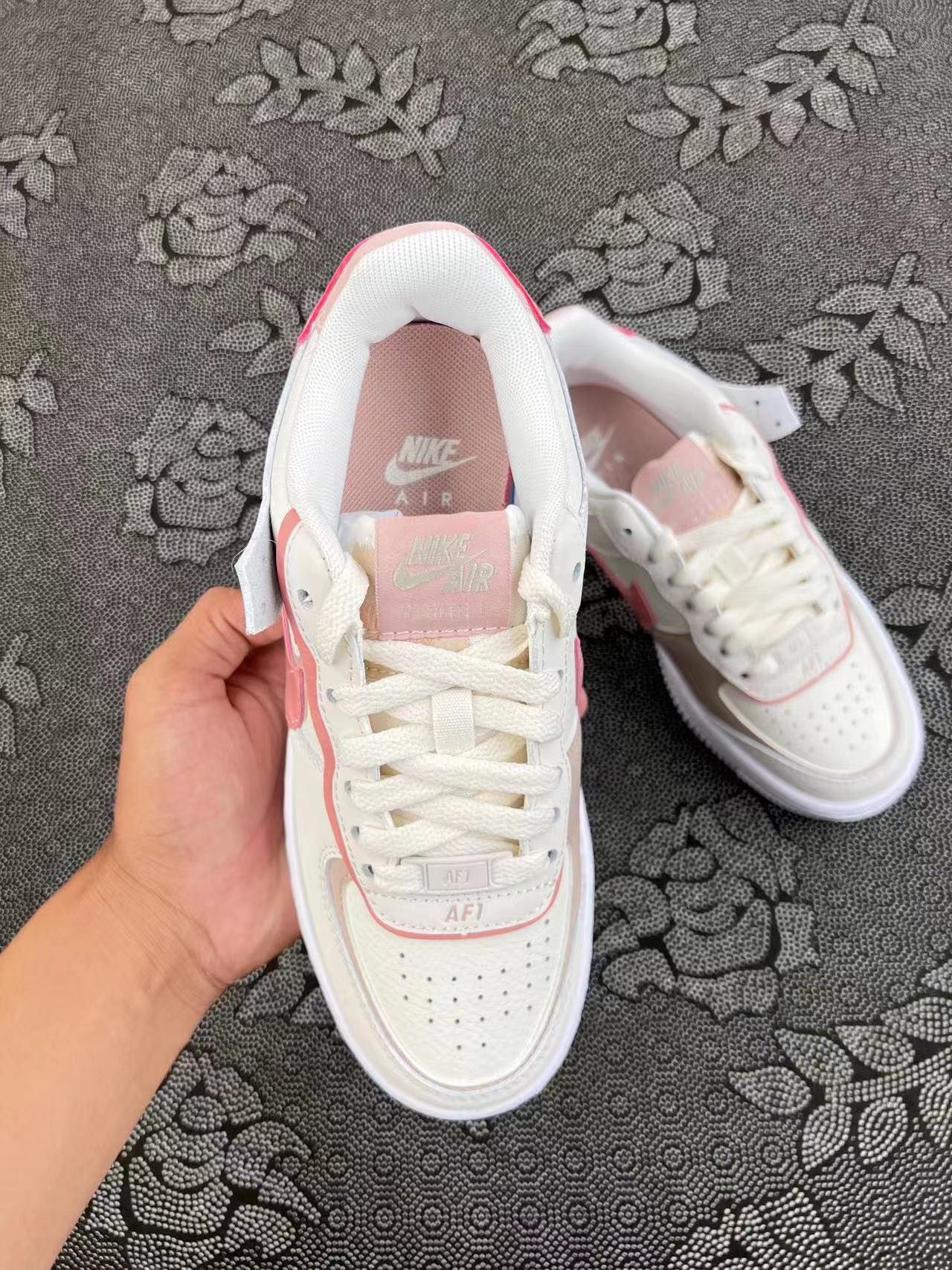 ? Nike Af1 Low 马卡龙 白粉配色?