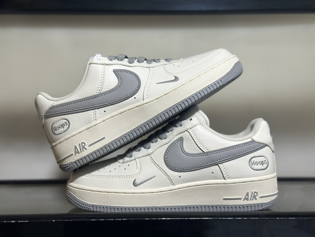 NikeAirForce1Low米白