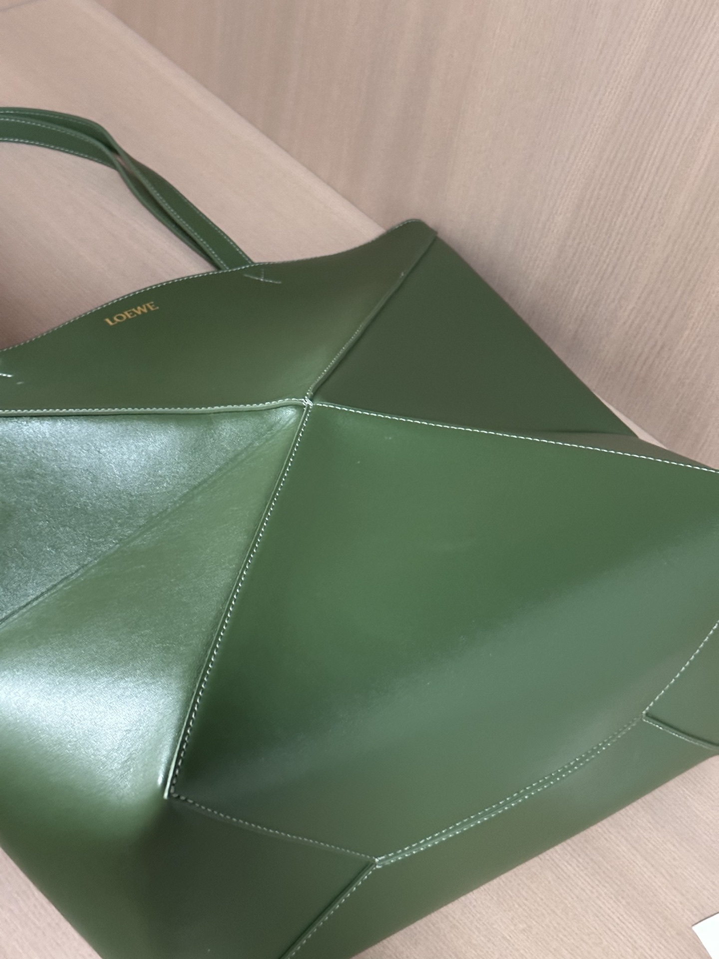 Loewe Puzzle Fold Large Tote Bag Soft Shiny Leather Green 42-41-18 cm 5 i1692605735 5353 1