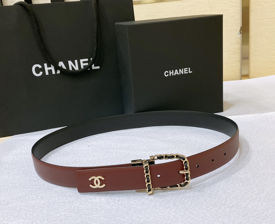 chanel23s独家首发原版小牛皮金色金属与小牛皮白与土黄旋转五金一带两用简单优雅知性的搭配3.0cm