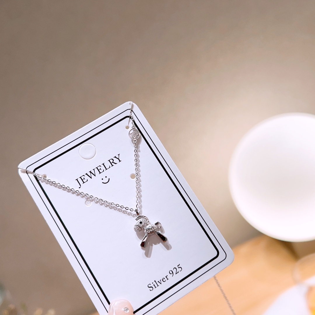 軽やかアレルギー対応シルバーネックレスゴールド 新年