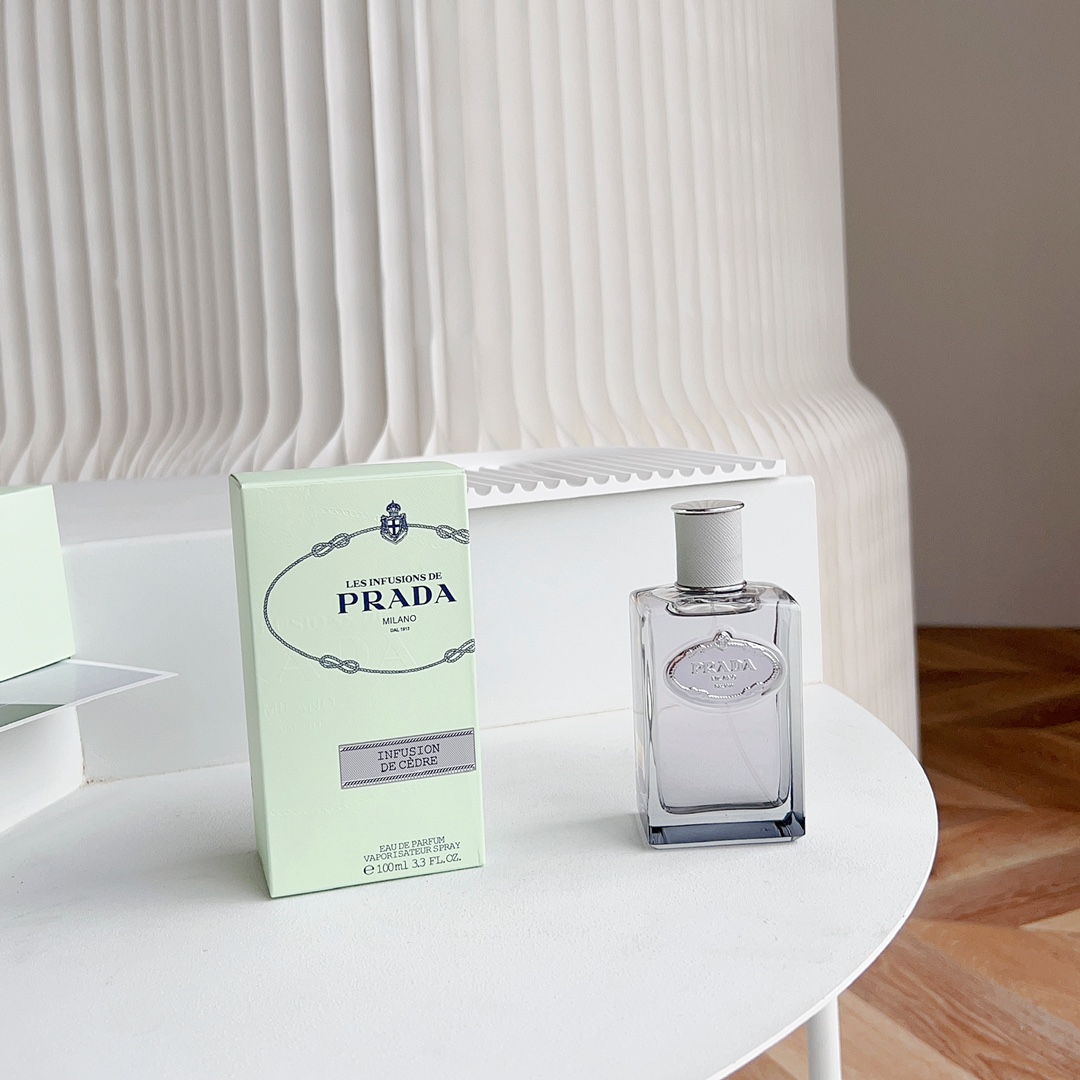 Molten pine wood ❗ ️The moment I smell this fragrance, I start to miss - Perfume
