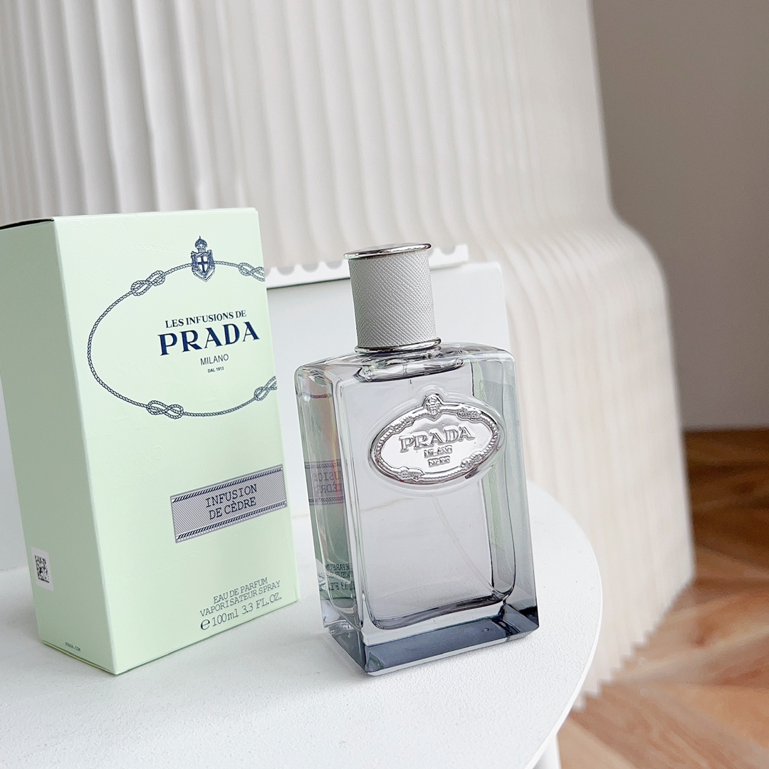 普拉达鸢尾雪松香水100ml 2