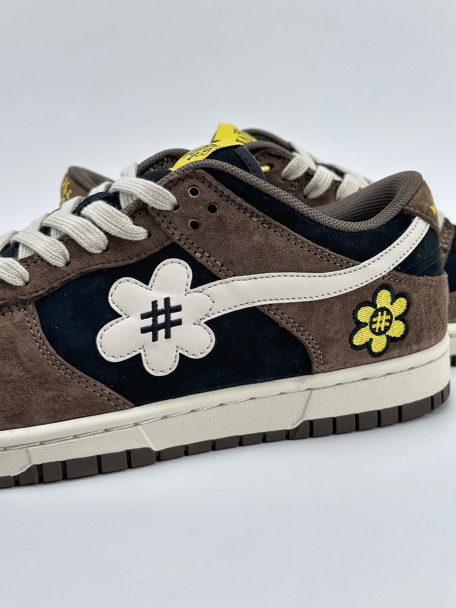 Nike SB Dunk Low 黑棕 太阳花 WTPS119 42 032