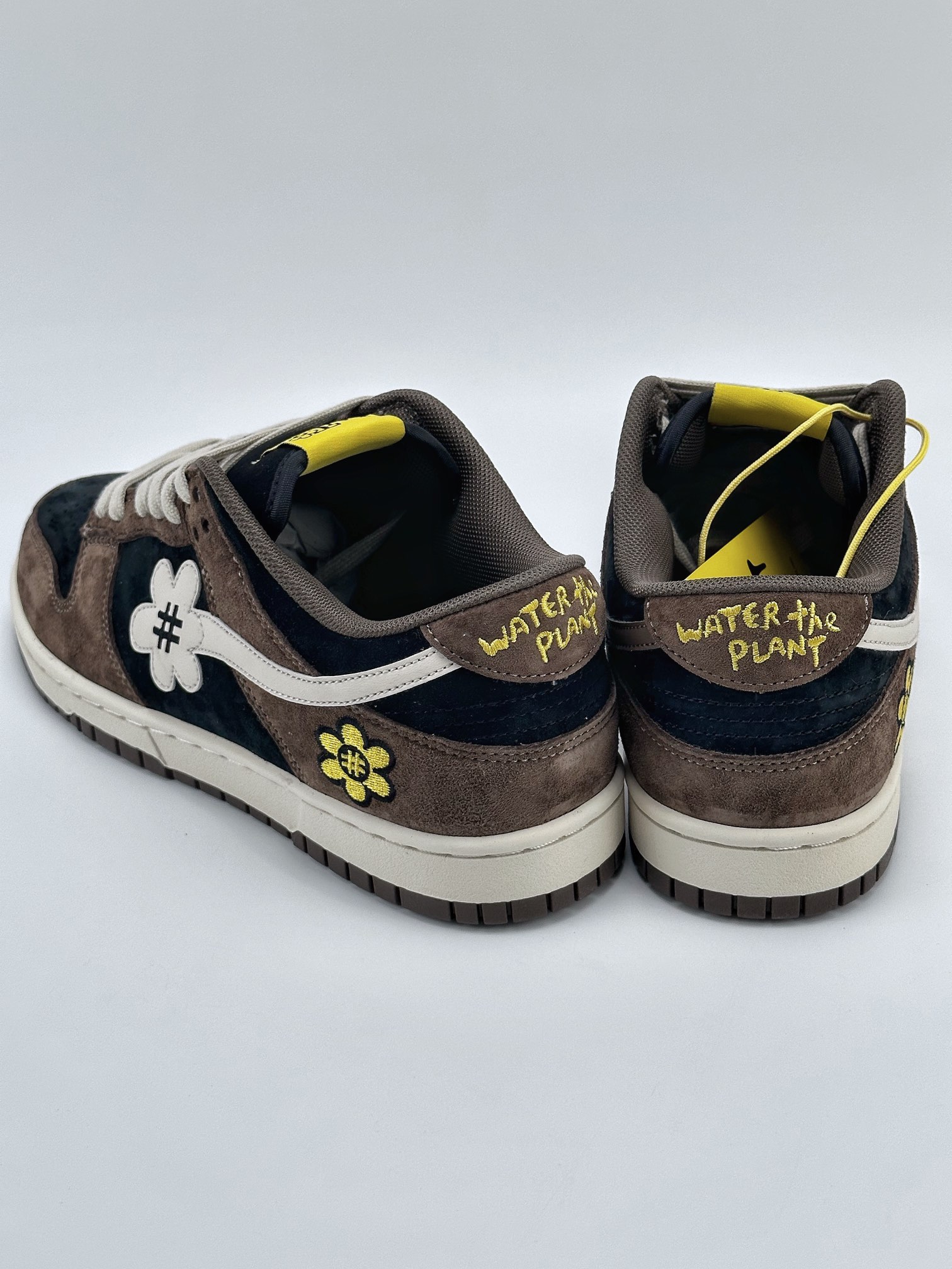 Nike SB Dunk Low 黑棕 太阳花 WTPS119 42 032