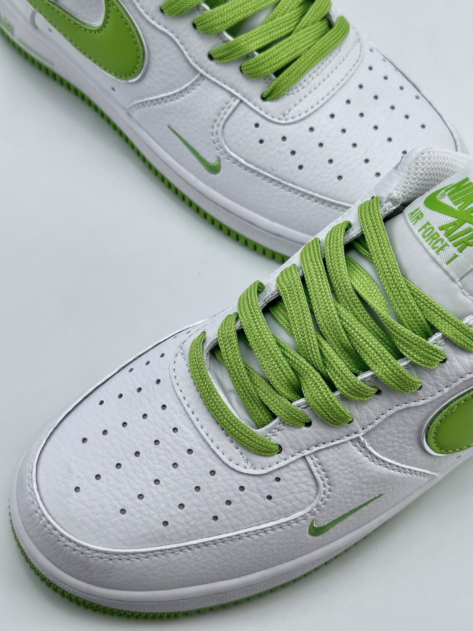 220 Nike Air Force 1 Low 07 签名白草绿 CW2288-111