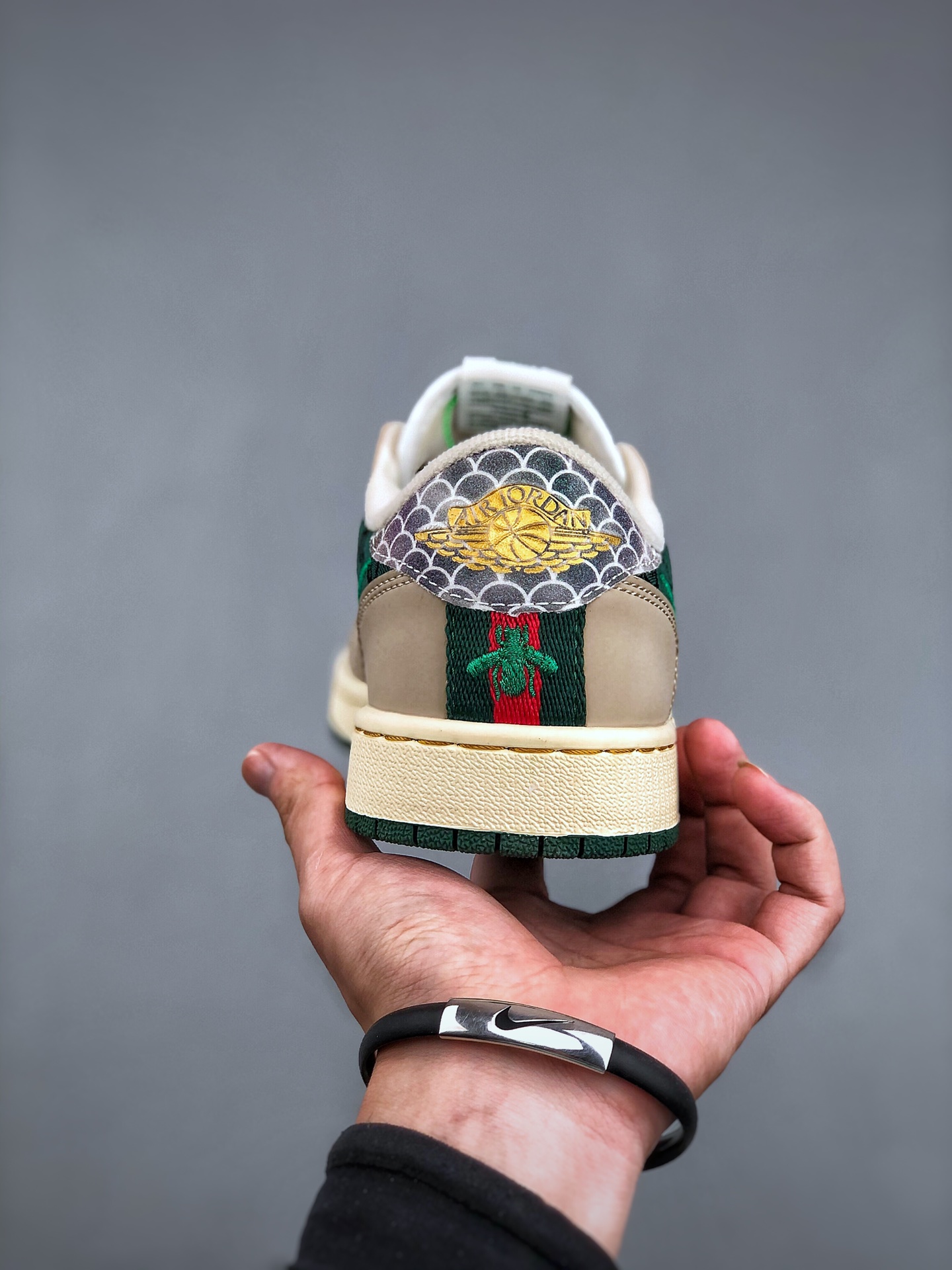Miniatura 7