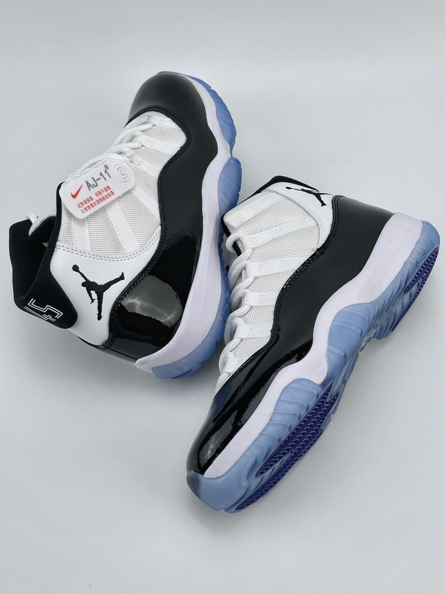 Air Jordan 11 High ”Concord” 康扣 528895-153