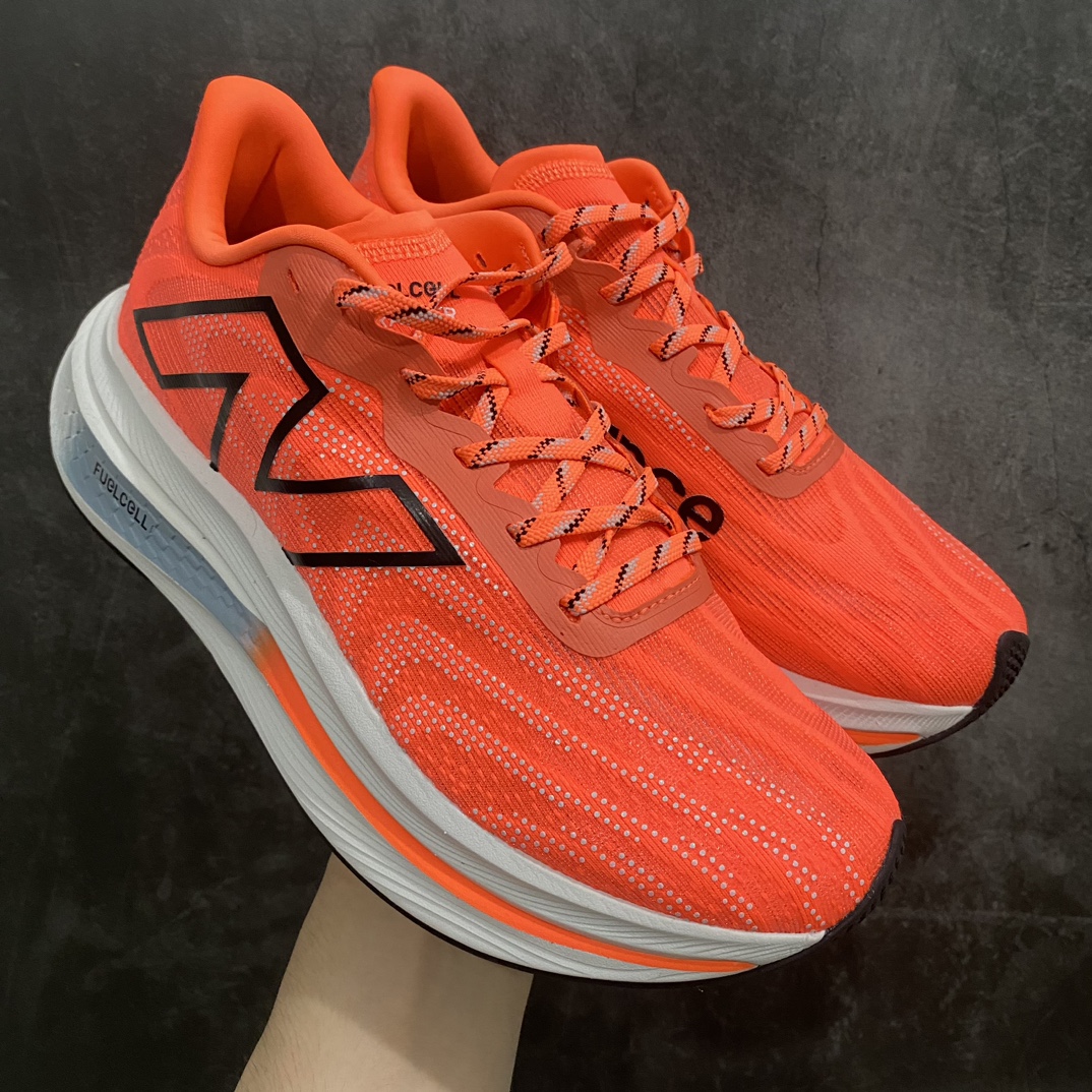 【X版纯原】New Balance  FuelCell SuperComp Trainer V2 新百伦NB康普训练V2系列超轻量化低帮休闲运动慢跑鞋 MRCXCK3nn市场目前唯一纯原版n注意细节材质区别市场公司级版本n原楦原数据开发 超正版型原厂编织鞋面 网面编织纹路同步原版n组合超软碳泡棉大底 内置真碳板提供良好脚感同时又能提高运动的抗扭性真正的一款好跑鞋 训练健身推荐  透气舒适 脚感完美 造型时尚n官方主推款… 尺码：36 37 37.5 38 38.5 39.5 40 40.5 41.5 42 42.5 43 44 45-莆田鞋批发中心