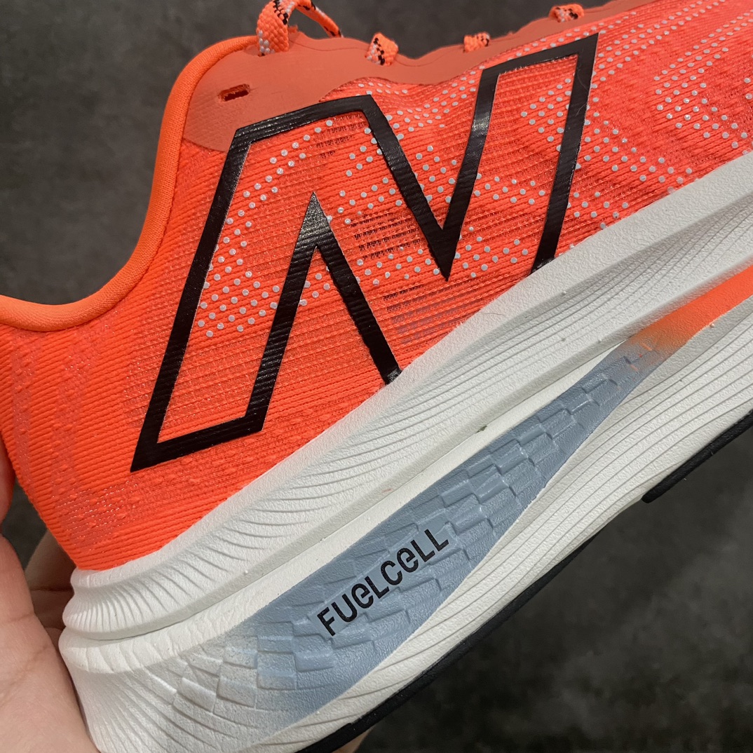 图片[2]-【X版纯原】New Balance  FuelCell SuperComp Trainer V2 新百伦NB康普训练V2系列超轻量化低帮休闲运动慢跑鞋 MRCXCK3nn市场目前唯一纯原版n注意细节材质区别市场公司级版本n原楦原数据开发 超正版型原厂编织鞋面 网面编织纹路同步原版n组合超软碳泡棉大底 内置真碳板提供良好脚感同时又能提高运动的抗扭性真正的一款好跑鞋 训练健身推荐  透气舒适 脚感完美 造型时尚n官方主推款… 尺码：36 37 37.5 38 38.5 39.5 40 40.5 41.5 42 42.5 43 44 45-莆田鞋批发中心