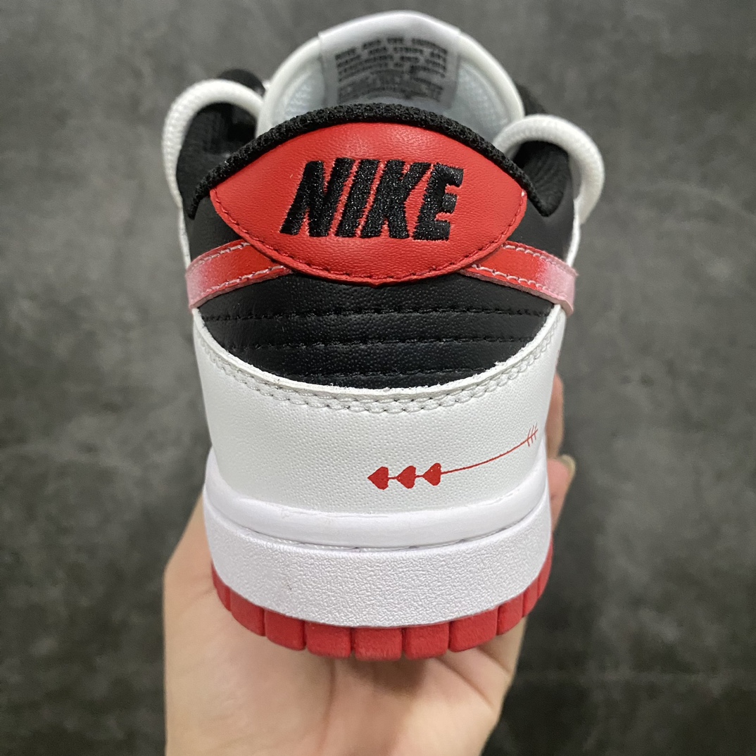 【神版】Nike SB Dunk Low”White/Black/Love”扣篮系列低帮休闲运动滑板板鞋“甜酷白黑粉红爱心绑绳”FD9762-061