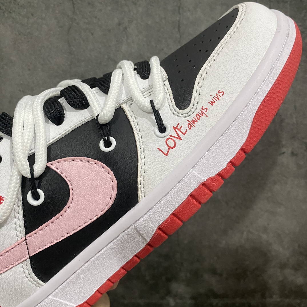 【神版】Nike SB Dunk Low”White/Black/Love”扣篮系列低帮休闲运动滑板板鞋“甜酷白黑粉红爱心绑绳”FD9762-061