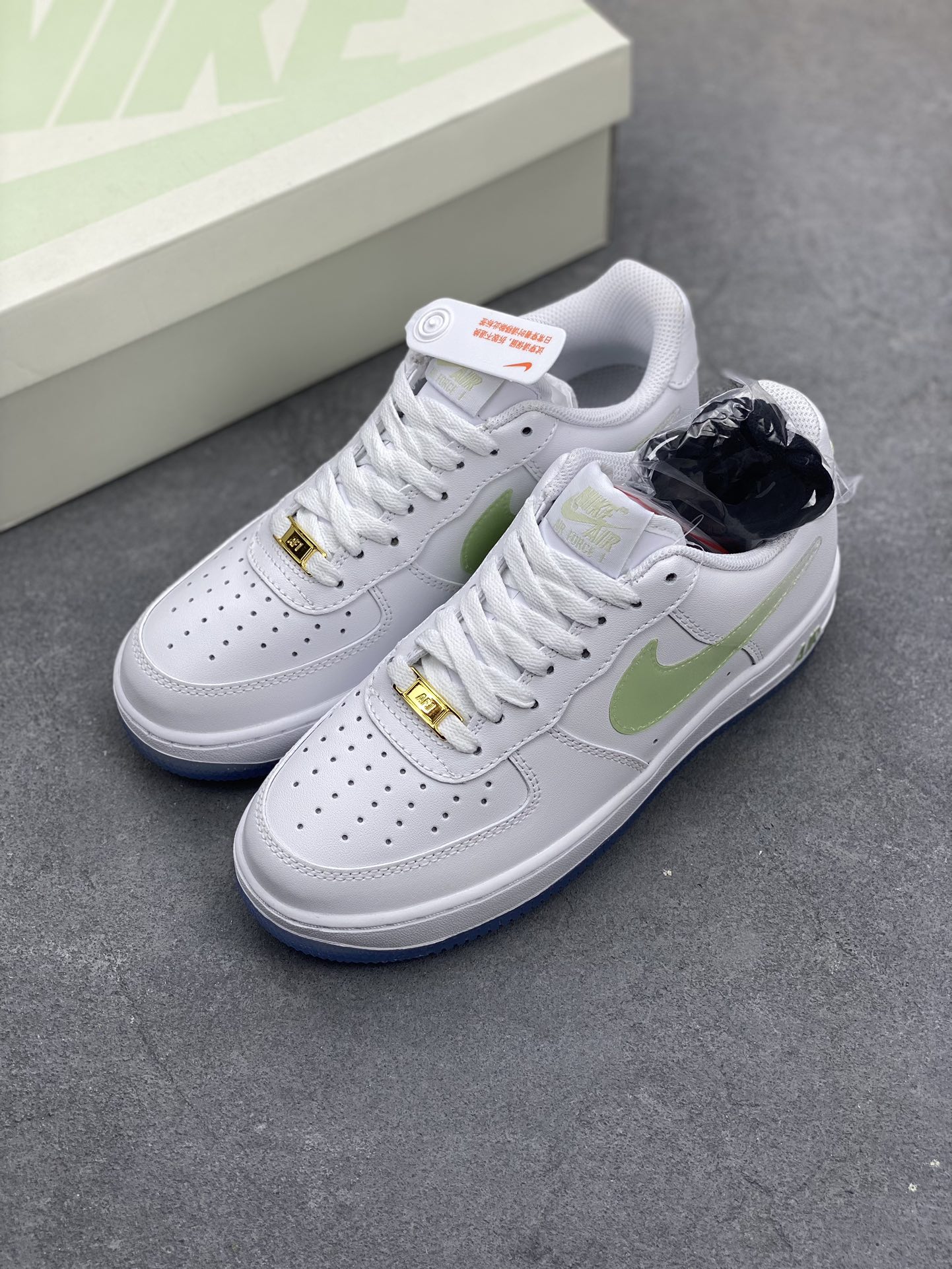 Nike Air Force 1 Low '07 'Gradient Green' Casual Sneakers 9 i1692657736 9520 7