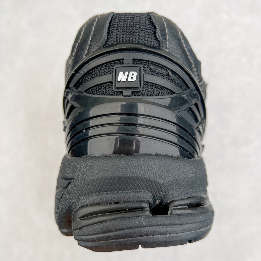 图片[8]-零售💰290 ＃DT纯原 新百伦NB New Balance M1906系列 全套原楦原纸板原厂数据开发 进口三明治网面 原装进口皮料正确绒感卡色 正确中底拉帮中底网布细节 原厂标裁 带紫光防伪 定制后跟透明水晶模块 冲裁组合 大底贴合程度胶水上色把控完美 整洁度挑战全网艺术家 多道序QC把关品质完善 匠心打造 耗时两个月开发完成 工艺极其复杂难度可想而知 新开独立私模大底 正确六层组合大底 高端零售专供产物 Size：36 37 37.5 38 38.5 39 40 40.5 41 42 42.5 43 44 45 编码：Dby2936090-运动鞋