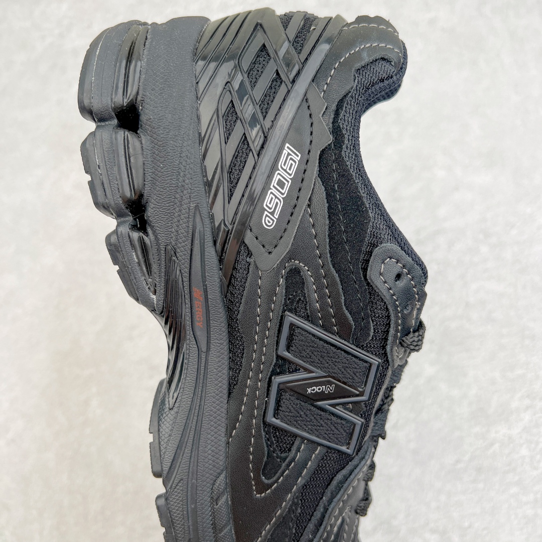 图片[6]-零售💰290 ＃DT纯原 新百伦NB New Balance M1906系列 全套原楦原纸板原厂数据开发 进口三明治网面 原装进口皮料正确绒感卡色 正确中底拉帮中底网布细节 原厂标裁 带紫光防伪 定制后跟透明水晶模块 冲裁组合 大底贴合程度胶水上色把控完美 整洁度挑战全网艺术家 多道序QC把关品质完善 匠心打造 耗时两个月开发完成 工艺极其复杂难度可想而知 新开独立私模大底 正确六层组合大底 高端零售专供产物 Size：36 37 37.5 38 38.5 39 40 40.5 41 42 42.5 43 44 45 编码：Dby2936090-运动鞋