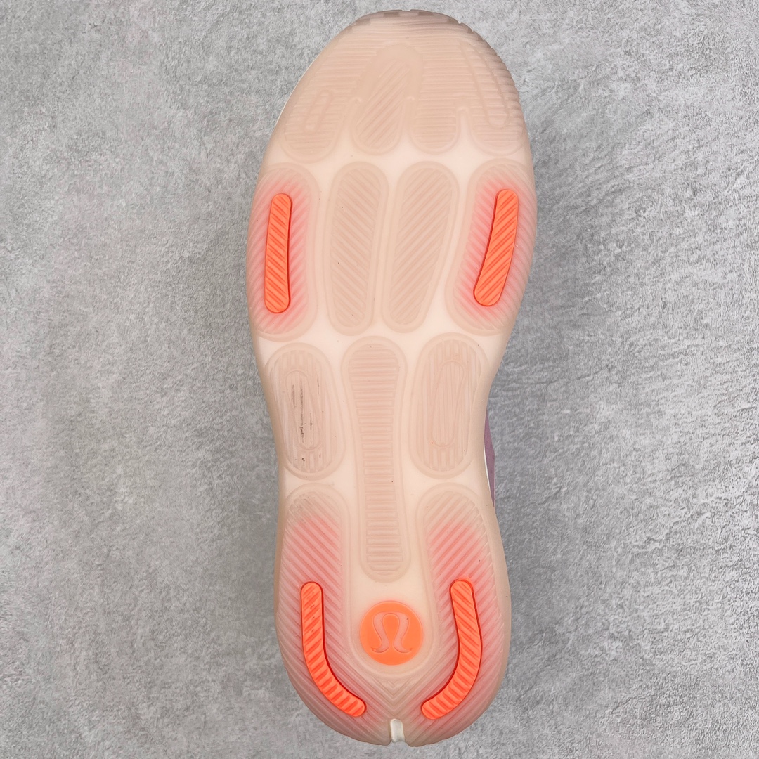 图片[9]-＃纯原福利 Lululemon Blissfeel 露露乐檬查奇系列低帮健身训练透气休闲运动慢跑鞋 跑步为主 训练为辅 呼应你的健身计划 分区弹力和支撑设计 平衡稳定度和灵活度中足结构为跑步和训练提供支撑 双密度中底 跑步时提供舒适回弹 训练时提供灵活支撑 分压式外底 提升抓地力和灵活度 尺码：36 36.5 37.5 38 38.5 39 40 40.5 41 42 42.5 43 44 44.5 45-选品中心