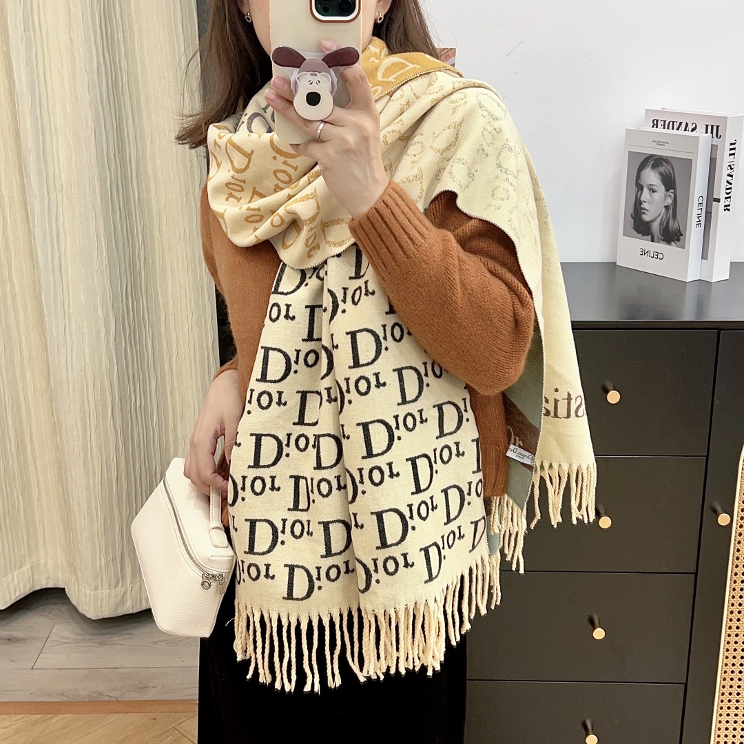 Online
 Dior Scarf Fall/Winter Collection
