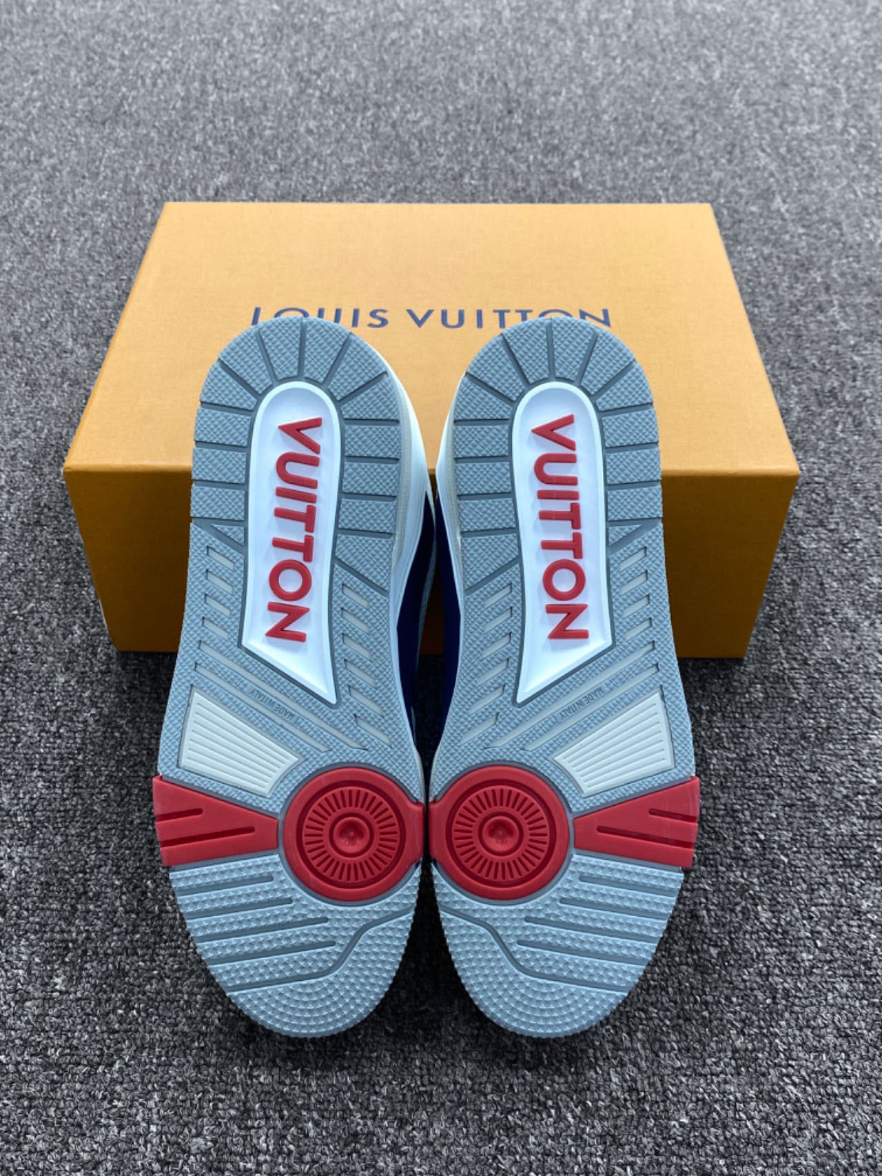 500 LV路易威登Louis Vuitton Trainer Sneaker Low 低帮复古休闲运动文化百搭篮球板鞋