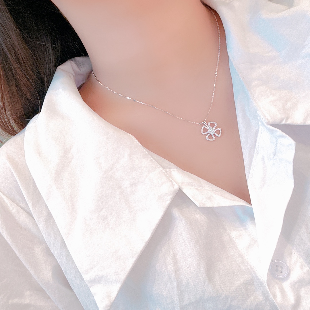 ガーリー高品質シルバーモアッサナイトネックレスシルバー ギフト