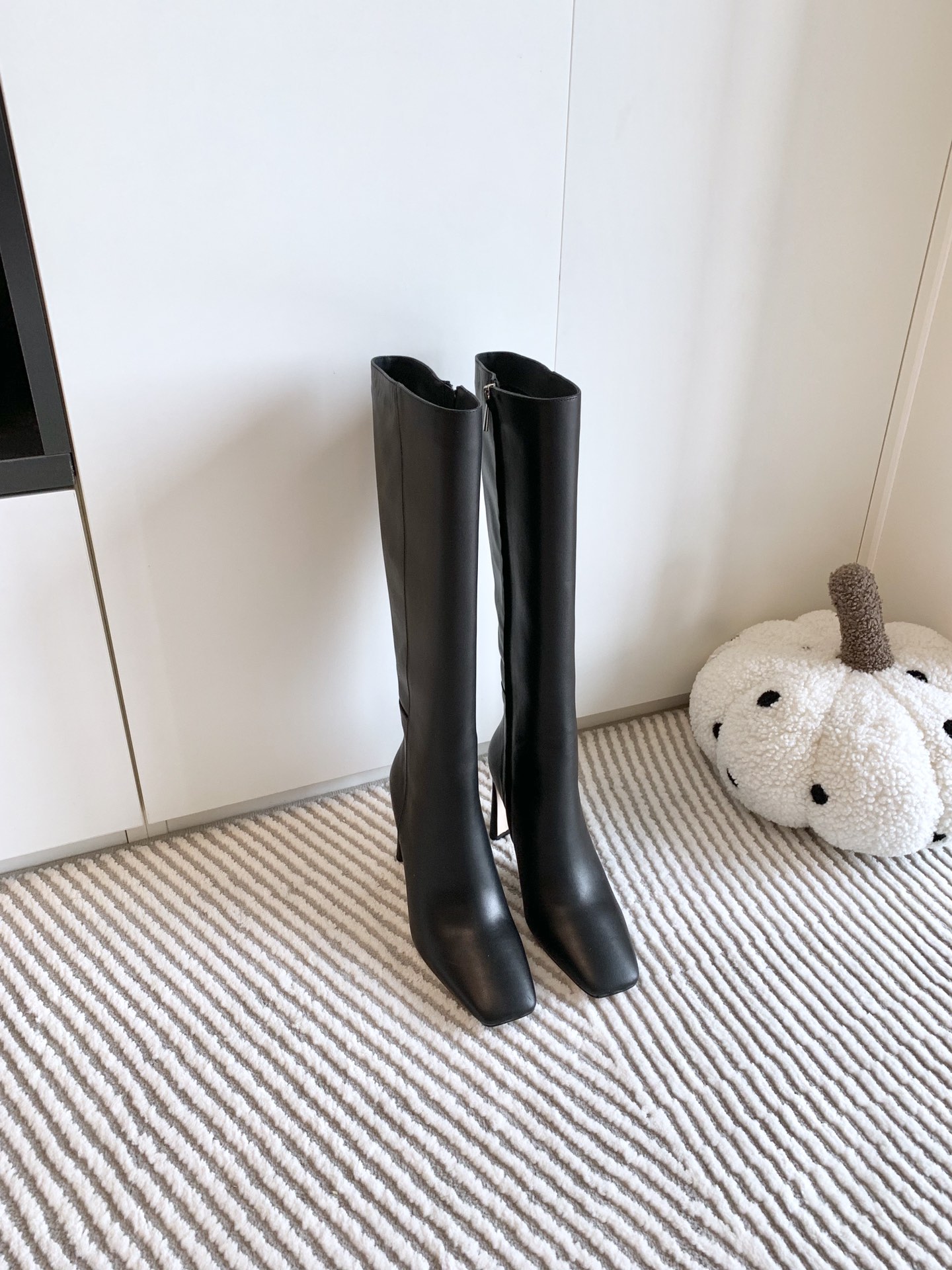 Jimmy Choo Classic Crude Boot Series: High-Quality, Stylish, and Versatile Boots