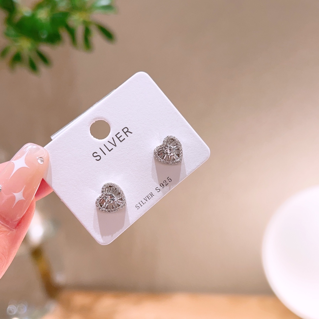 可愛いファインシルバーイヤリングシルバー 新年