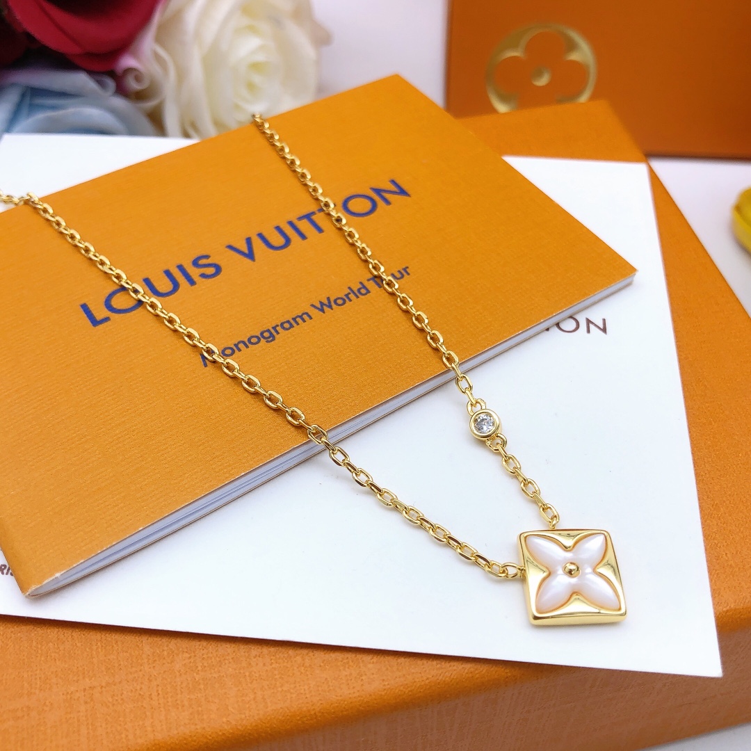 Louis Vuitton Sieraden Kettingen&hangers Goud Geel Messing