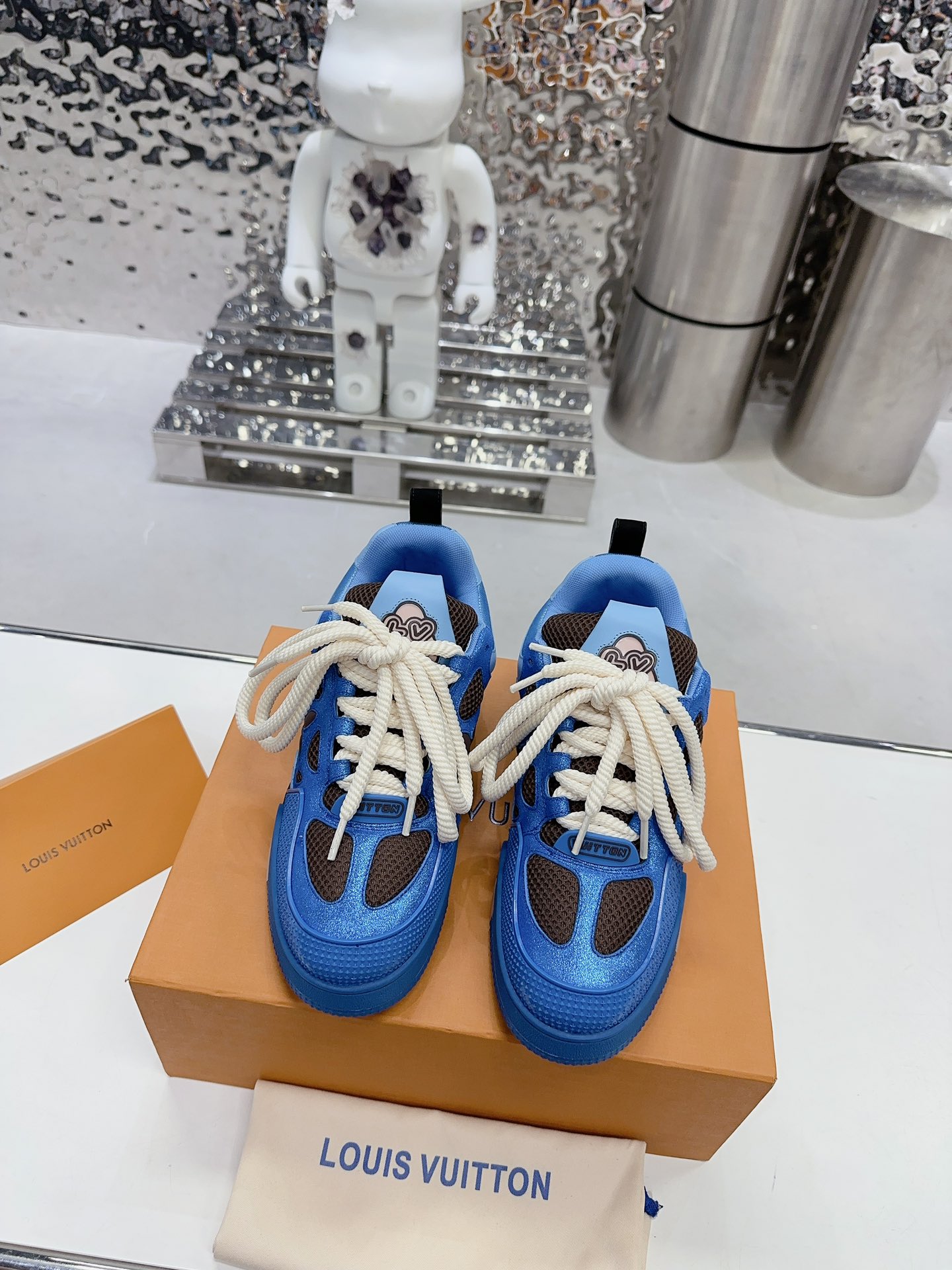 ： 𝙇𝙑 𝟐𝟎𝟐𝟑/𝐒𝐒 𝐧 𝐞𝐰 Louis Vuitton Walking Skateboarding Shoes Explosion, El LOUIS VUITTON T
