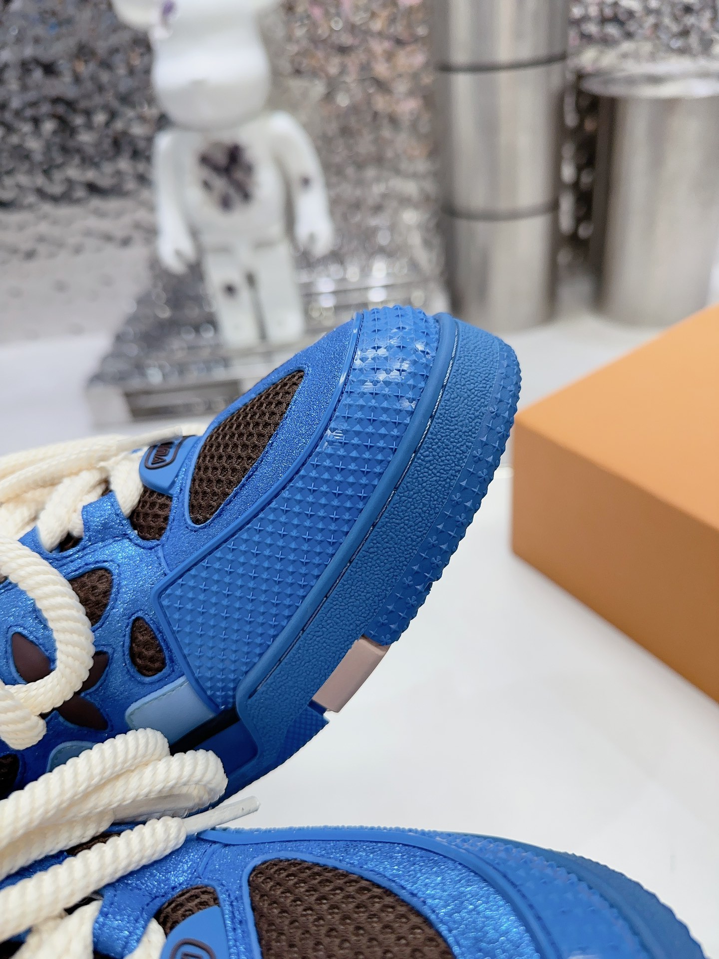 ： 𝙇𝙑 𝟐𝟎𝟐𝟑/𝐒𝐒 𝐧 𝐞𝐰 Louis Vuitton Walking Skateboarding Shoes Explosion, El LOUIS VUITTON T
