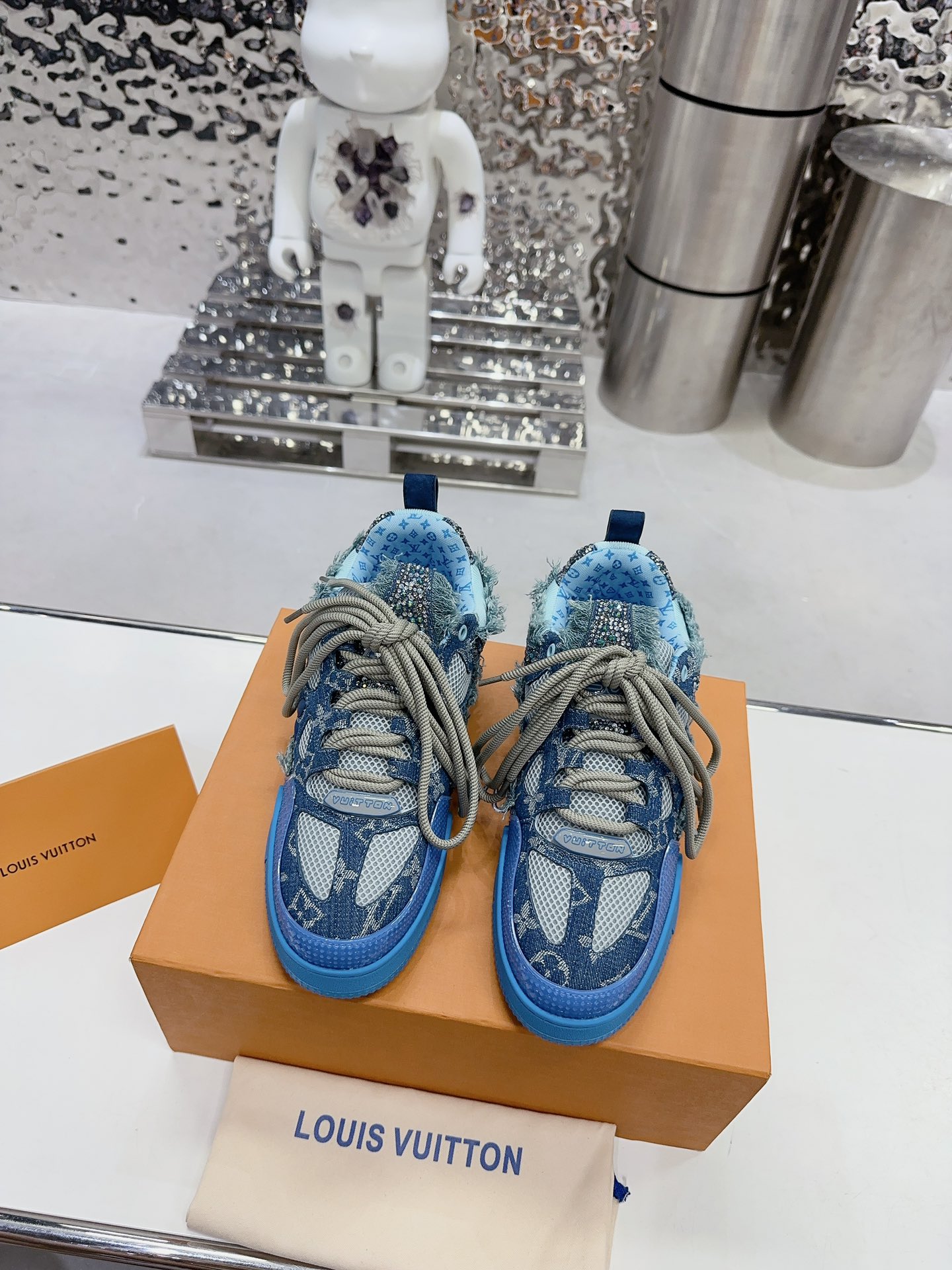 ：【】 𝙇𝙑 𝟐𝟎𝟐𝟑/𝐒𝐒 𝐧𝐞𝐰 Louis Vuitton Walking Skateboarding Shoes Popping up, las LOUIS VUITTO