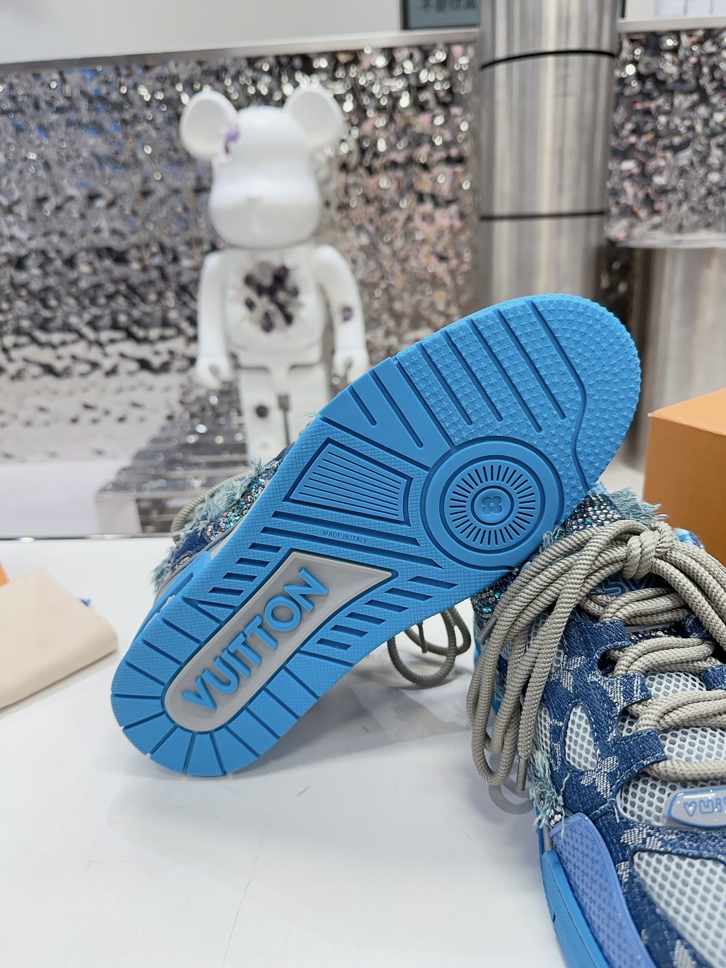 ：【】 𝙇𝙑 𝟐𝟎𝟐𝟑/𝐒𝐒 𝐧𝐞𝐰 Louis Vuitton Walking Skateboarding Shoes Popping up, las LOUIS VUITTO