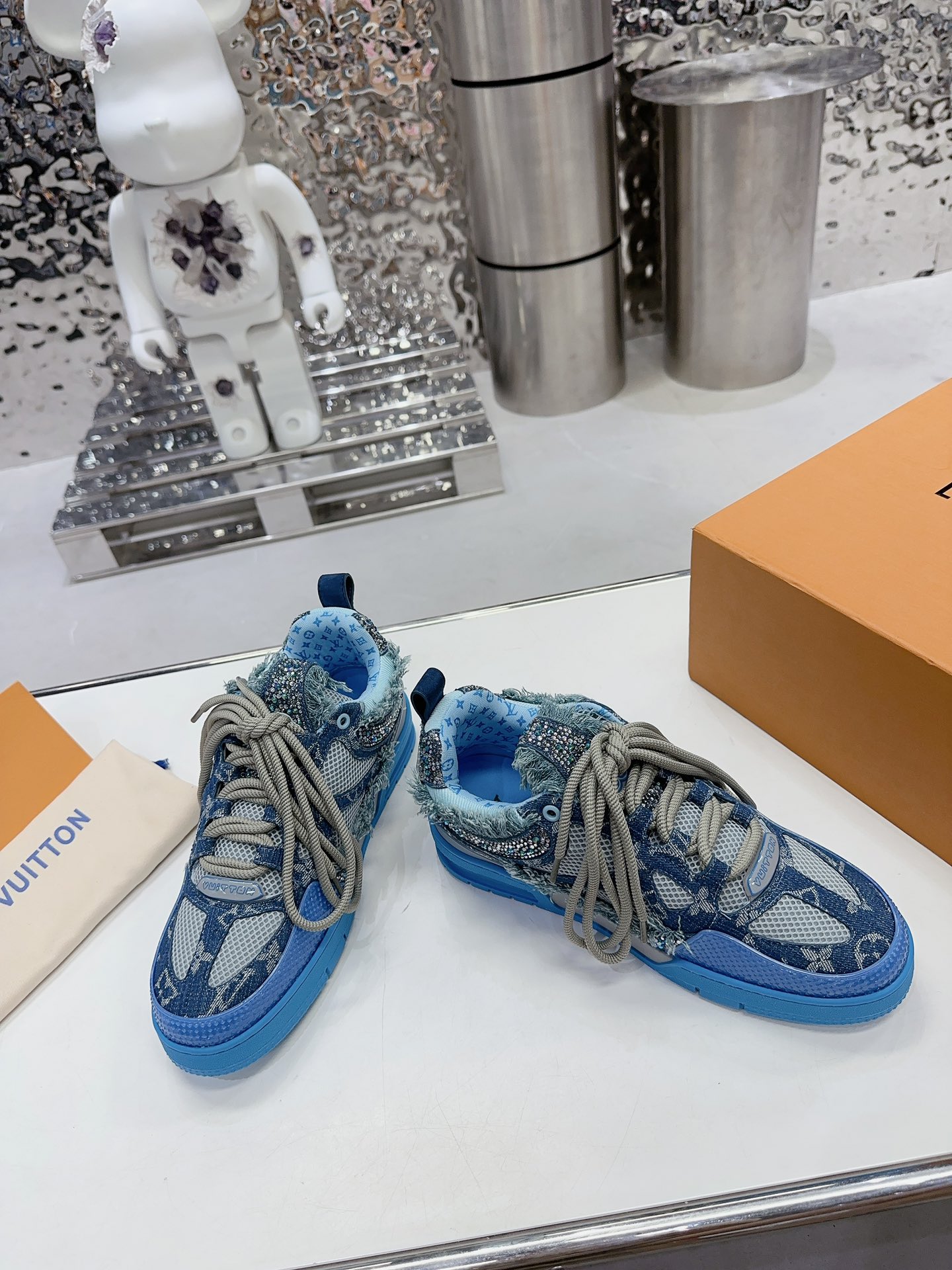 ：【】 𝙇𝙑 𝟐𝟎𝟐𝟑/𝐒𝐒 𝐧𝐞𝐰 Louis Vuitton Walking Skateboarding Shoes Popping up, las LOUIS VUITTO