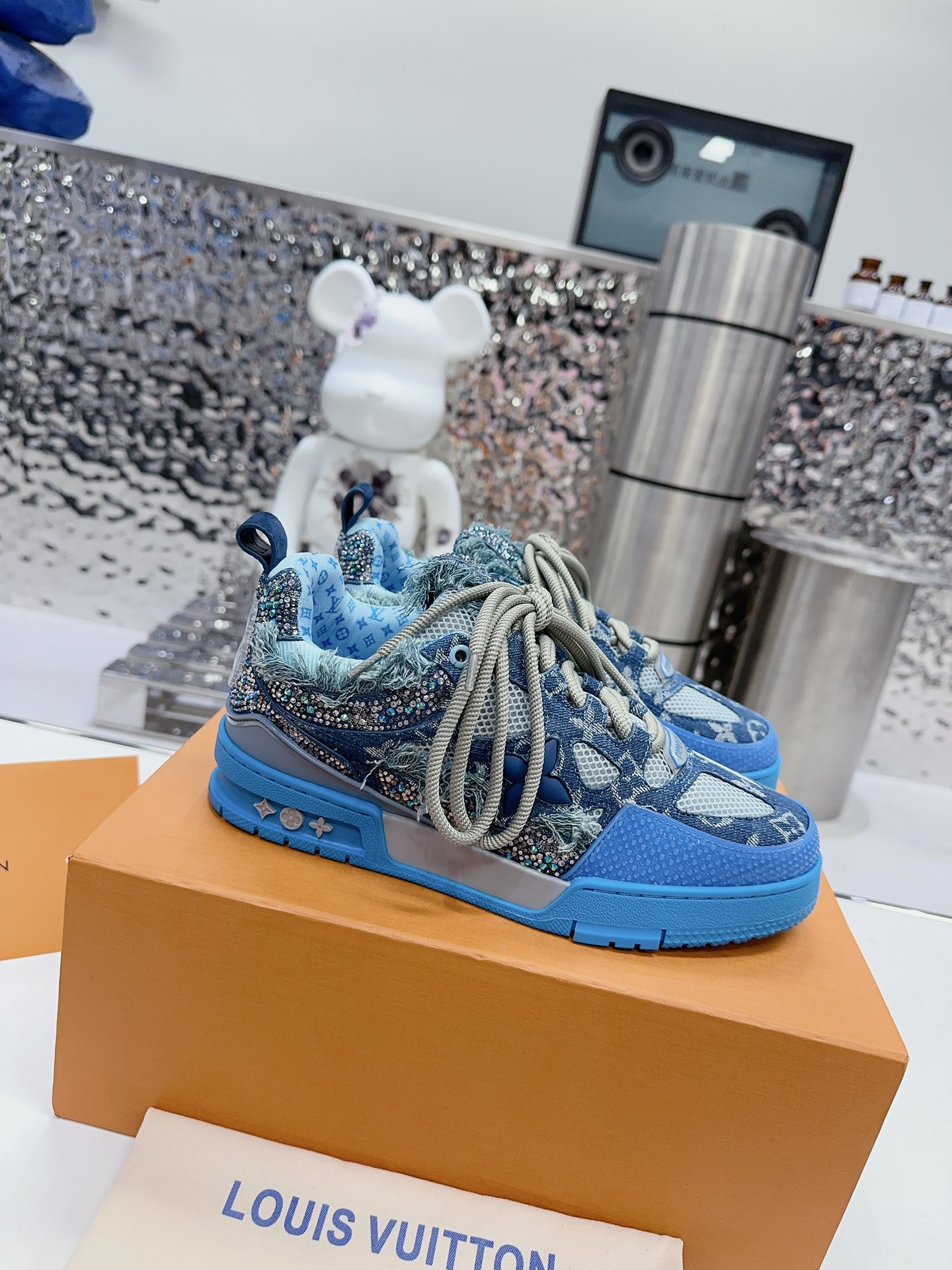 ：【】 𝙇𝙑 𝟐𝟎𝟐𝟑/𝐒𝐒 𝐧𝐞𝐰 Louis Vuitton Walking Skateboarding Shoes Popping up, las LOUIS VUITTO