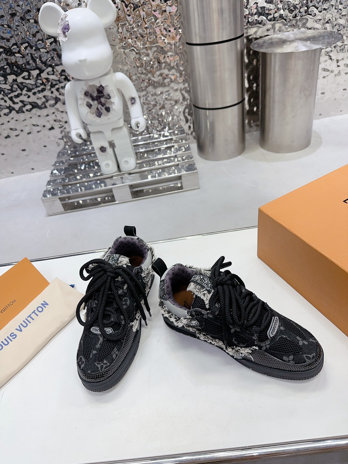 ：【】 𝙇𝙑 𝟐𝟎𝟐𝟑/𝐒𝐒 𝐧𝐞𝐰 Louis Vuitton Walking Skateboarding Shoes Popping up, las LOUIS VUITTO