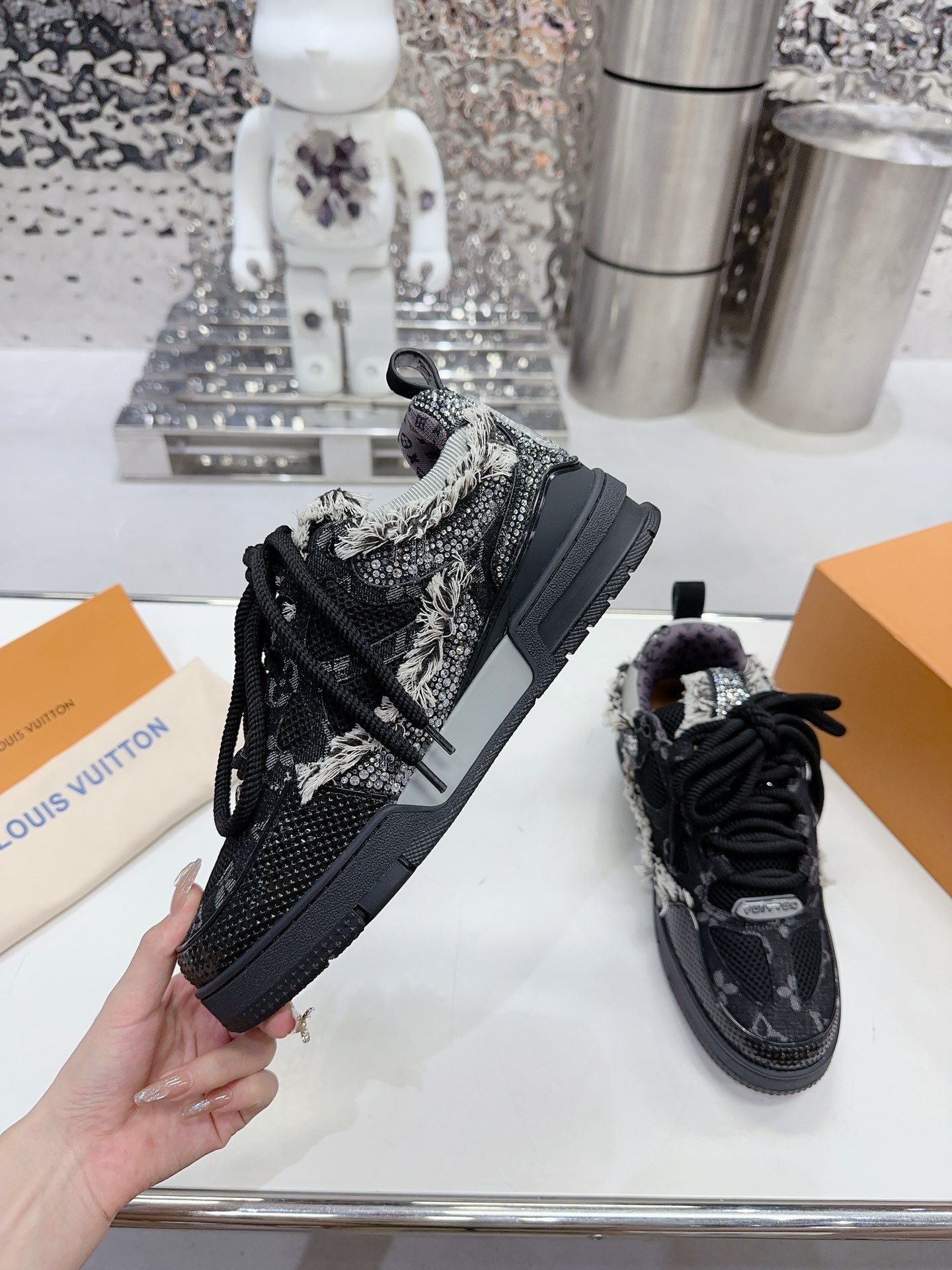 ：【】 𝙇𝙑 𝟐𝟎𝟐𝟑/𝐒𝐒 𝐧𝐞𝐰 Louis Vuitton Walking Skateboarding Shoes Popping up, las LOUIS VUITTO